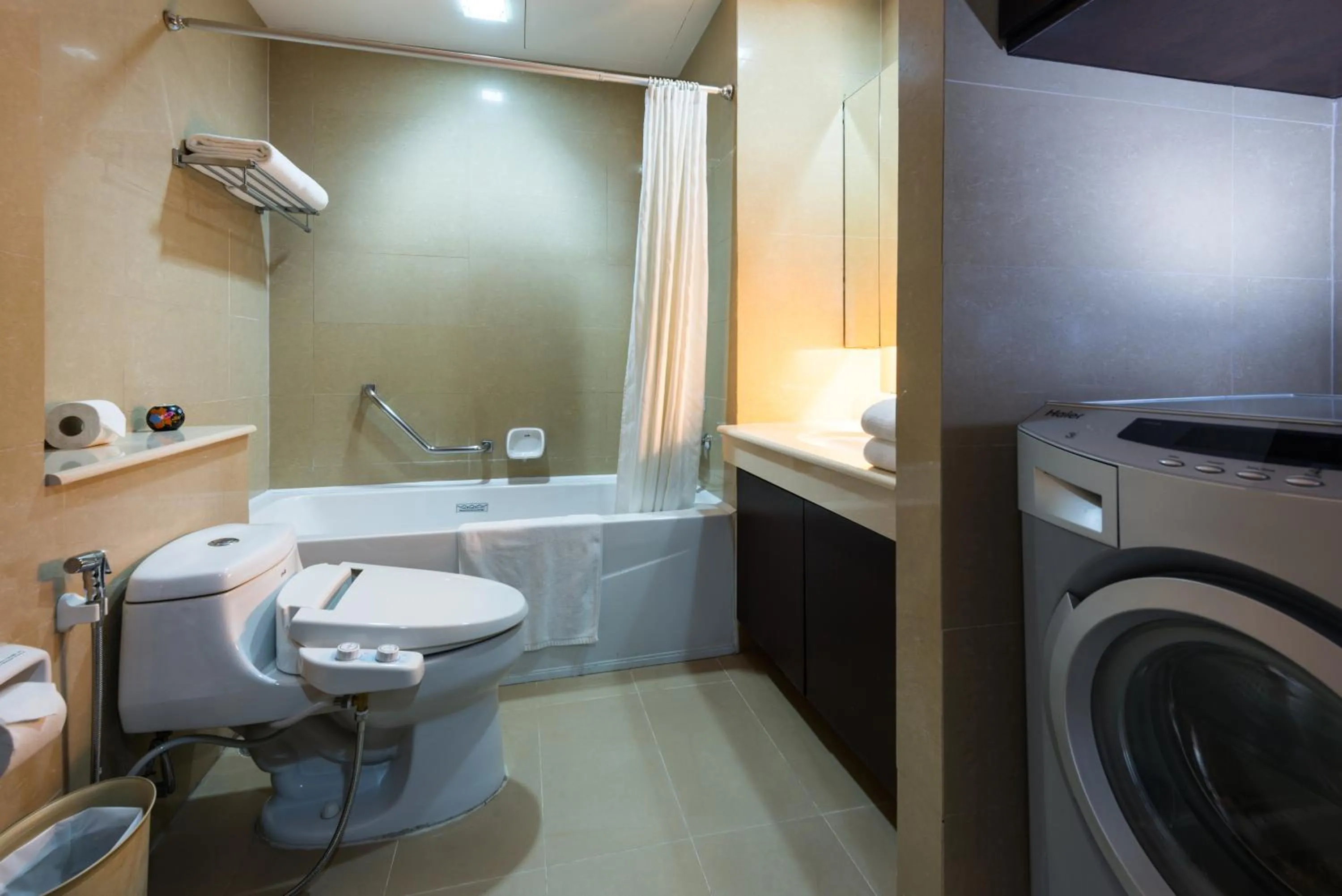 Bathroom in Lohas Residences Sukhumvit 2