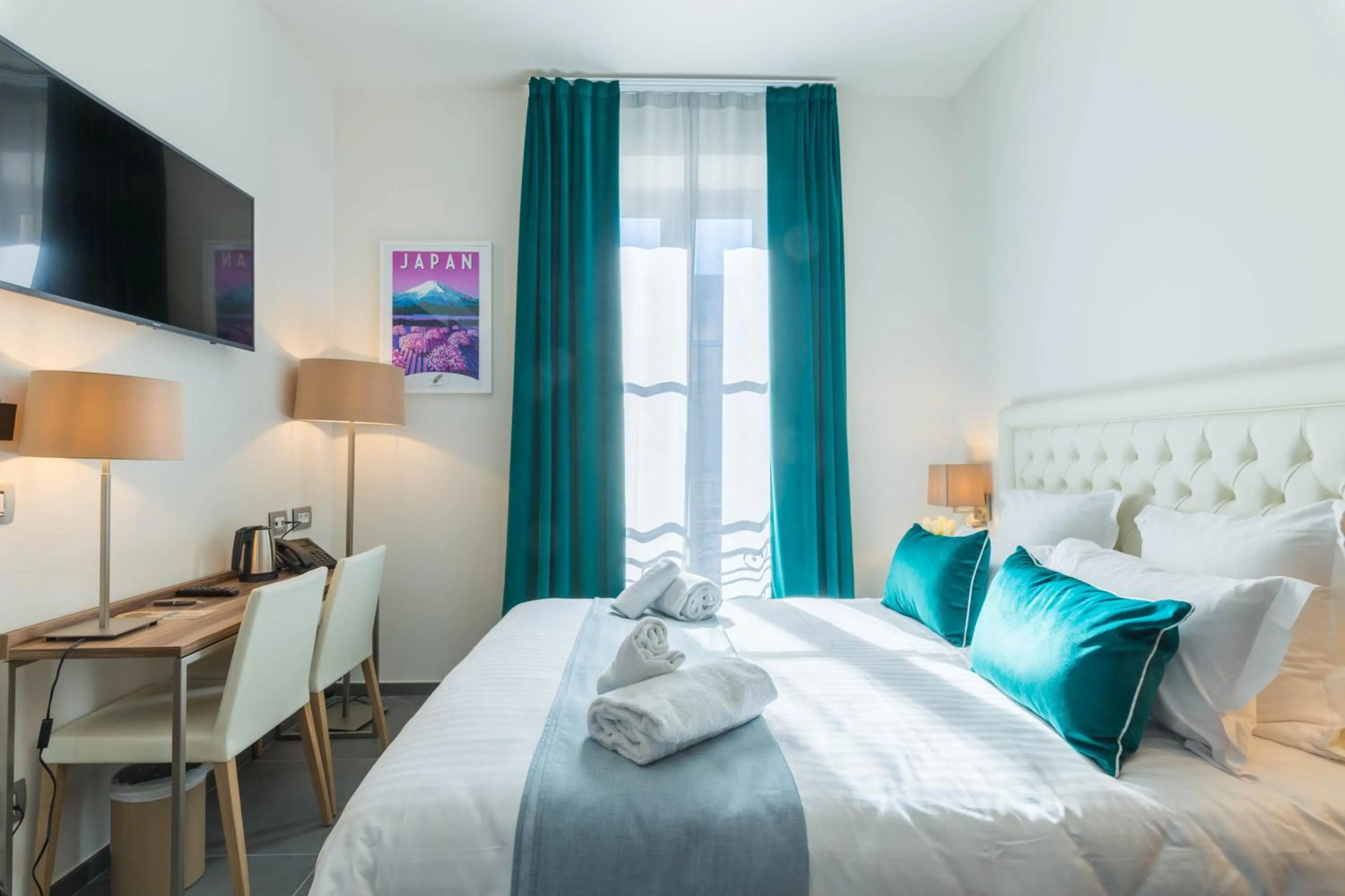 Superior Double Room in Hôtel Nice Azur Riviera