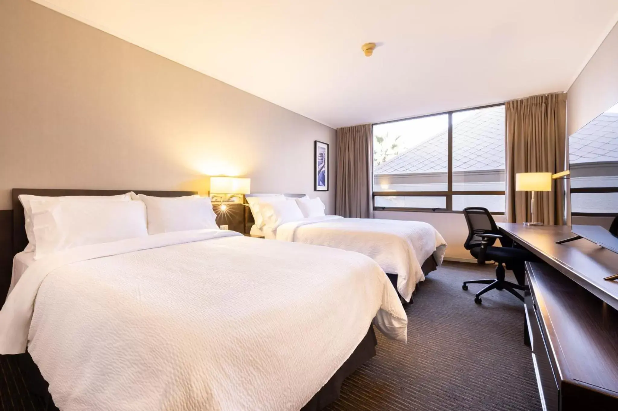 Standard Room with Two Queen Beds in Holiday Inn Express - Iquique by IHG Standard Room with Two Queen Beds in Holiday Inn Express - Iquique by IHG