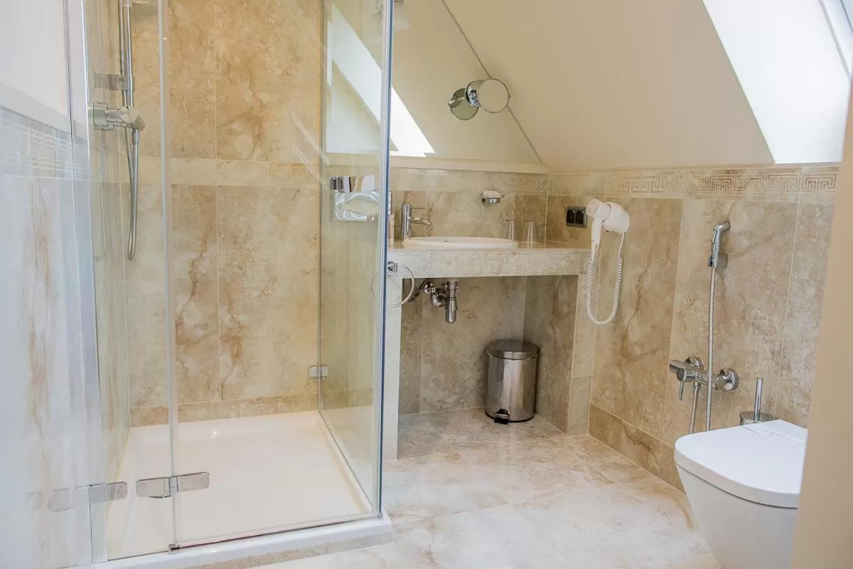 Shower in Zamek Topacz