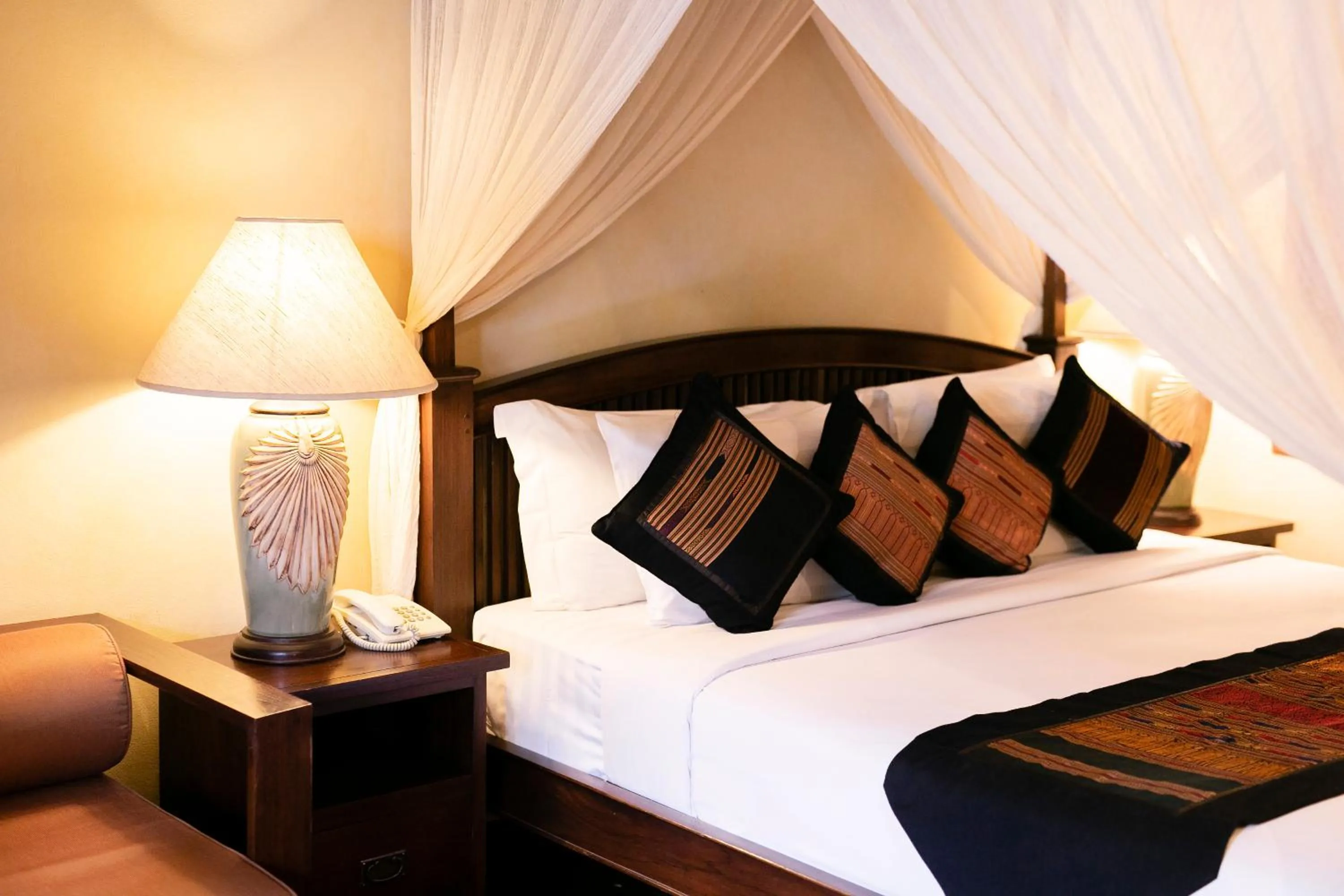 Bed in Amata Lanna Chiang Mai, One Member of the Secret Retreats