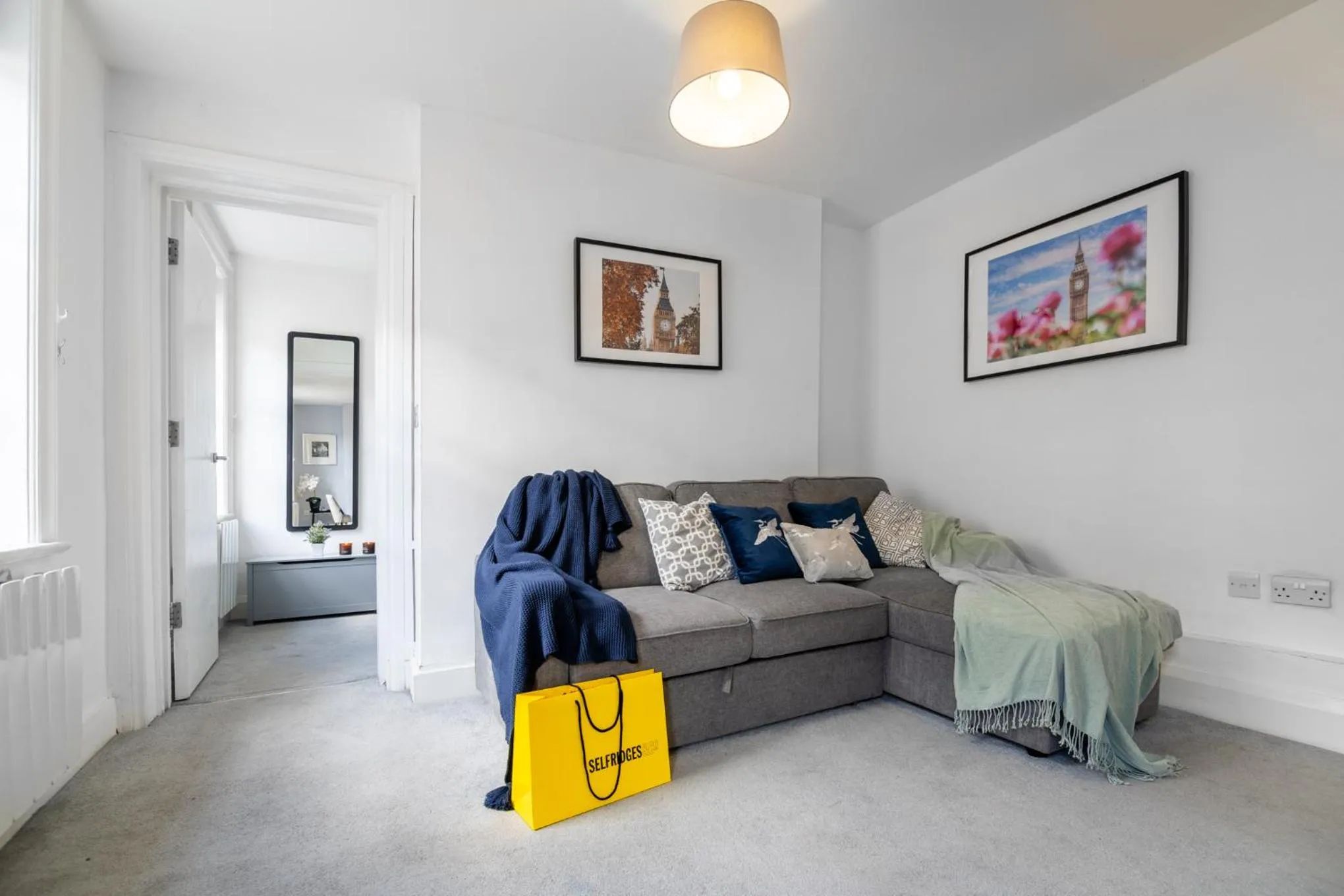 Living room, Bed in Bond Street Serviced Apartment