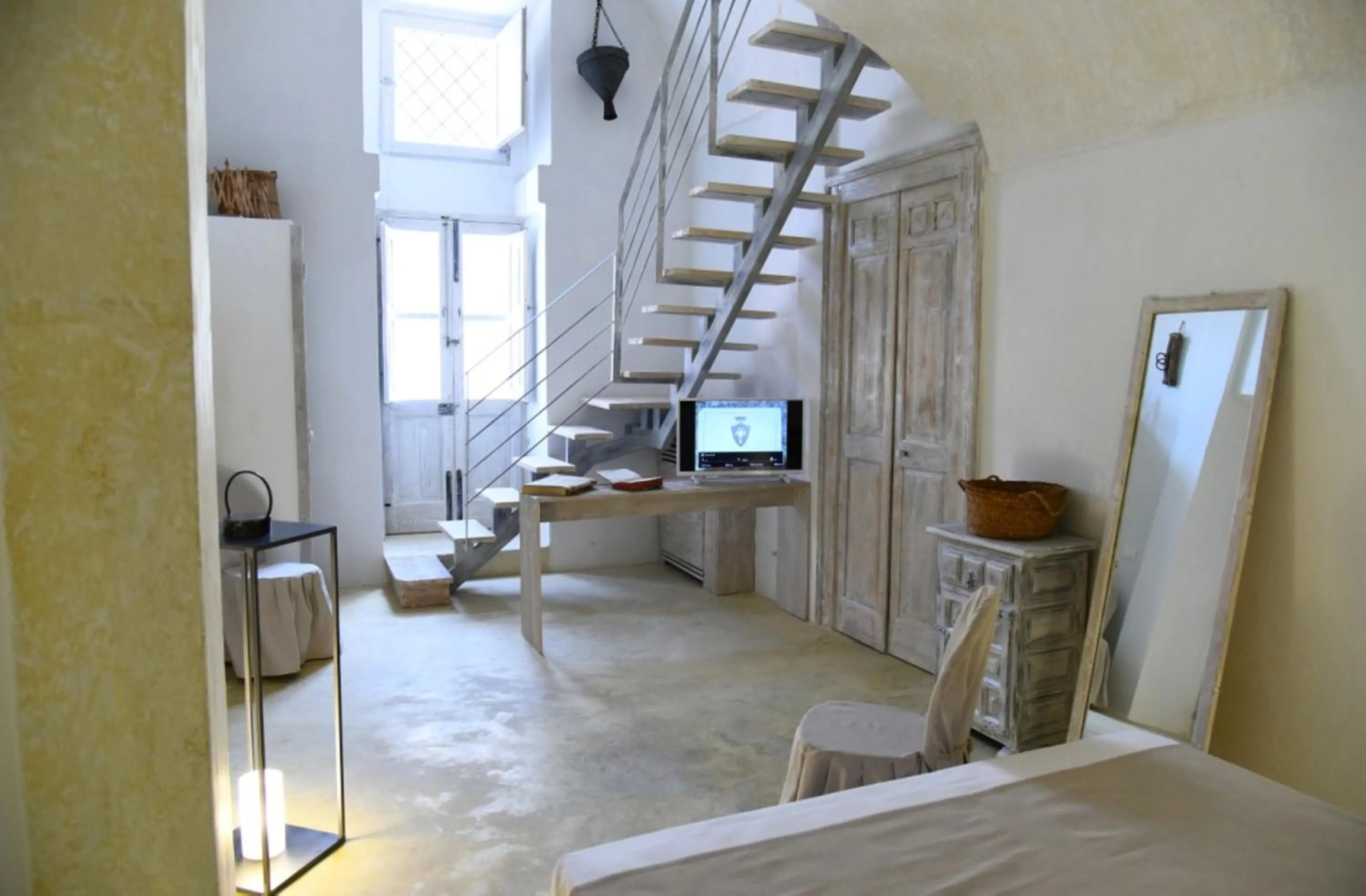 Seating area in Palazzo Castriota