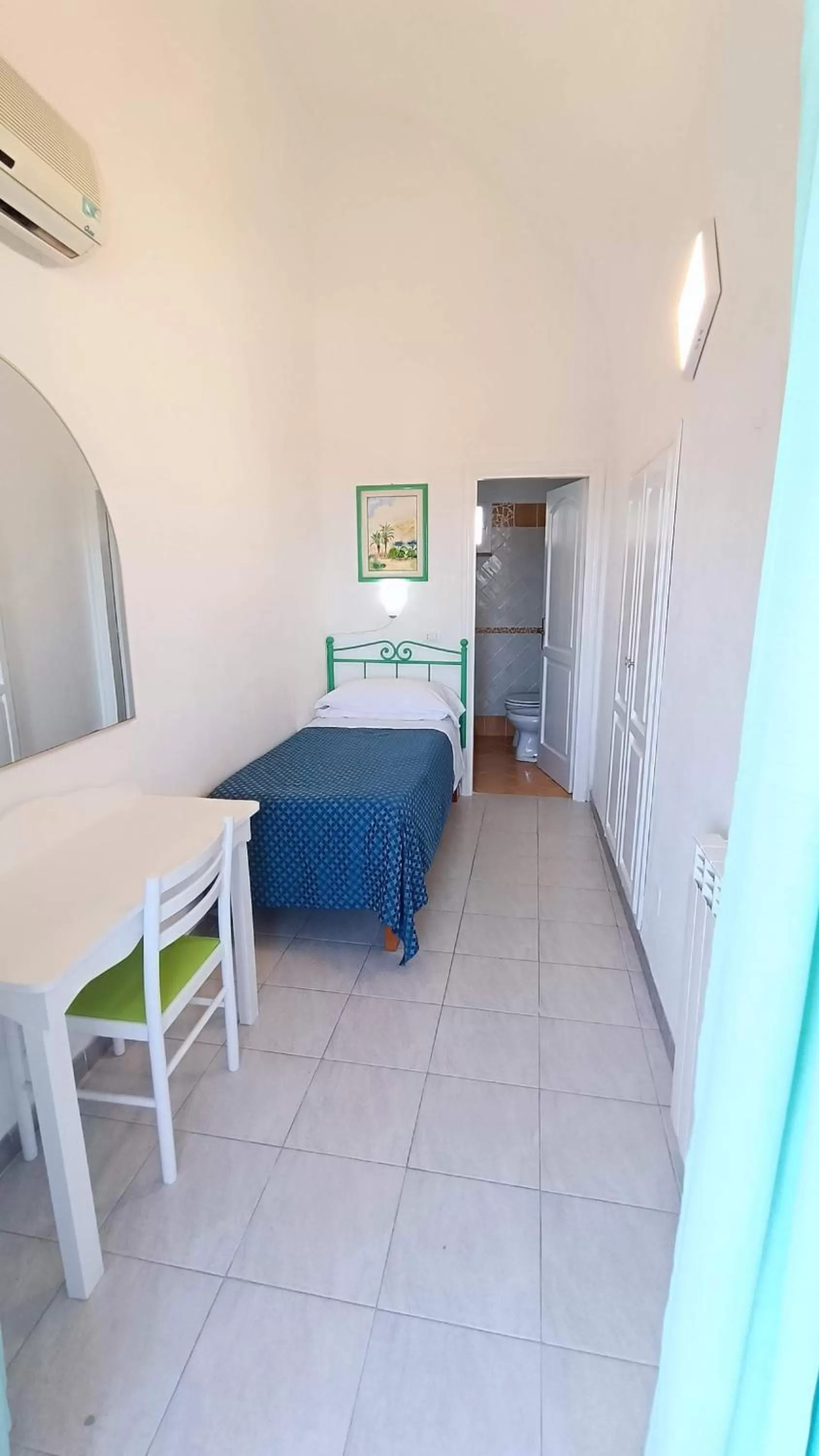 Photo of the whole room, Bed in Hotel Casa Nicola