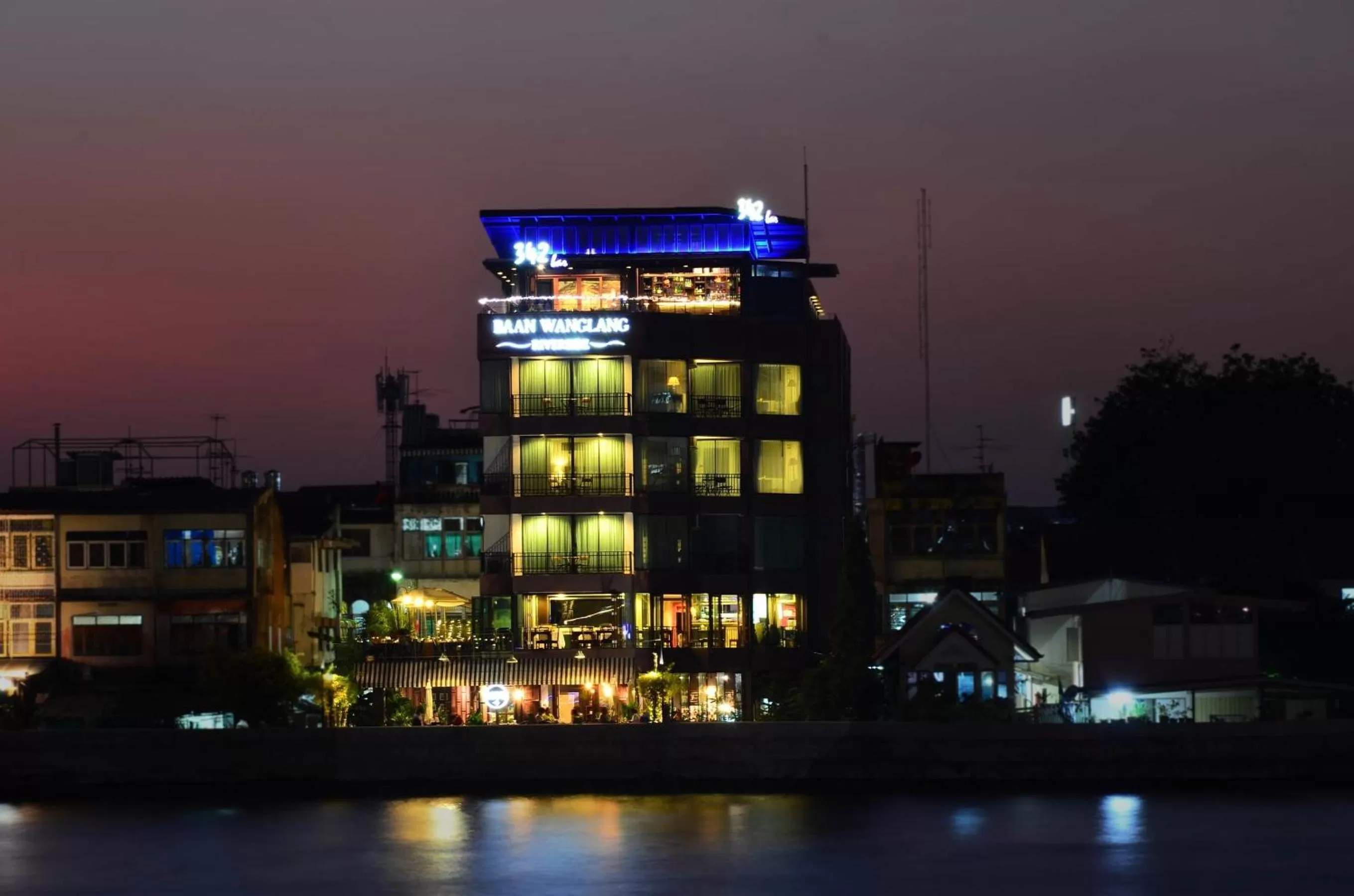 Baan Wanglang Riverside, Bangkok