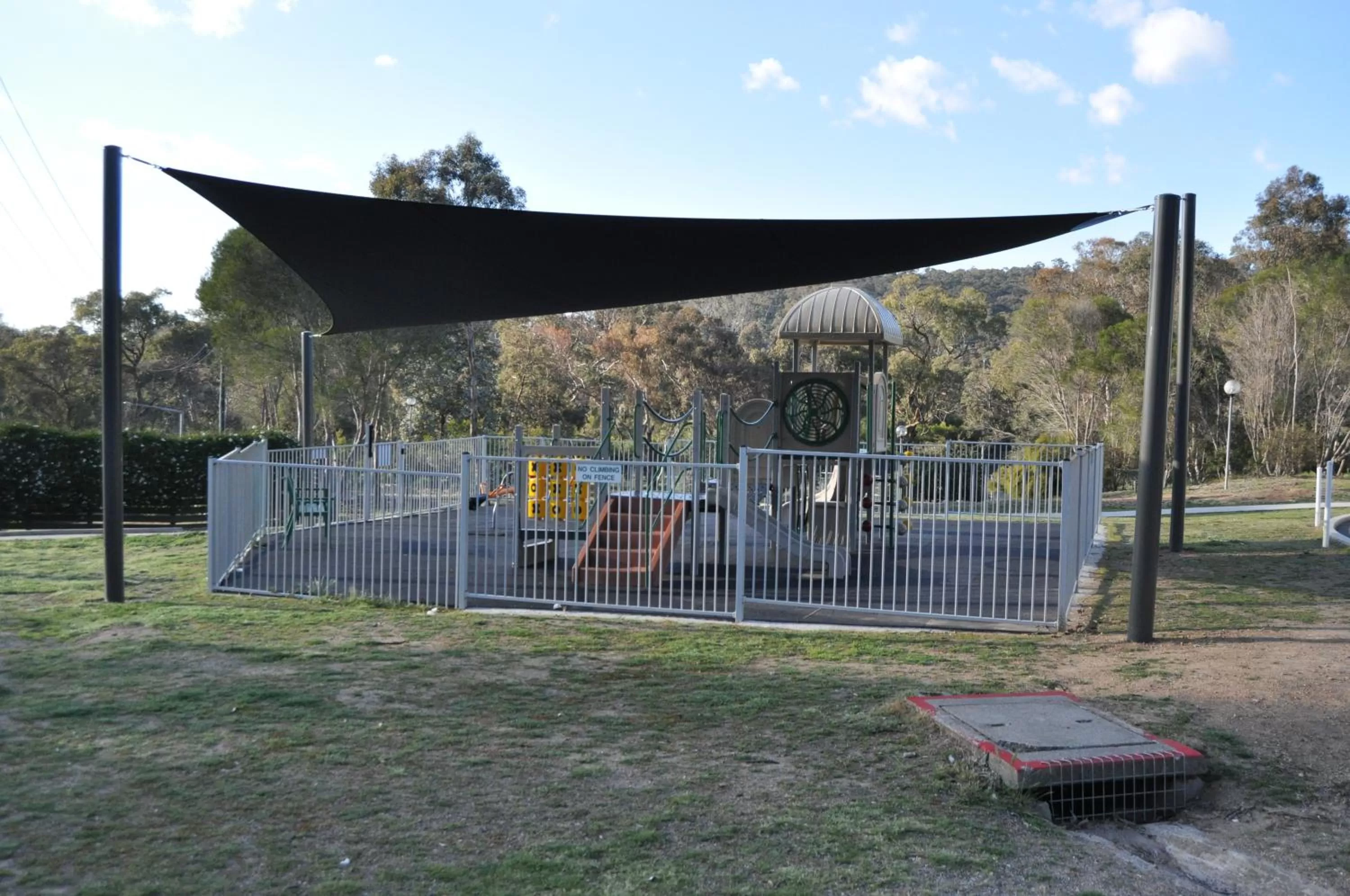 Children play ground in Alivio Tourist Park Canberra