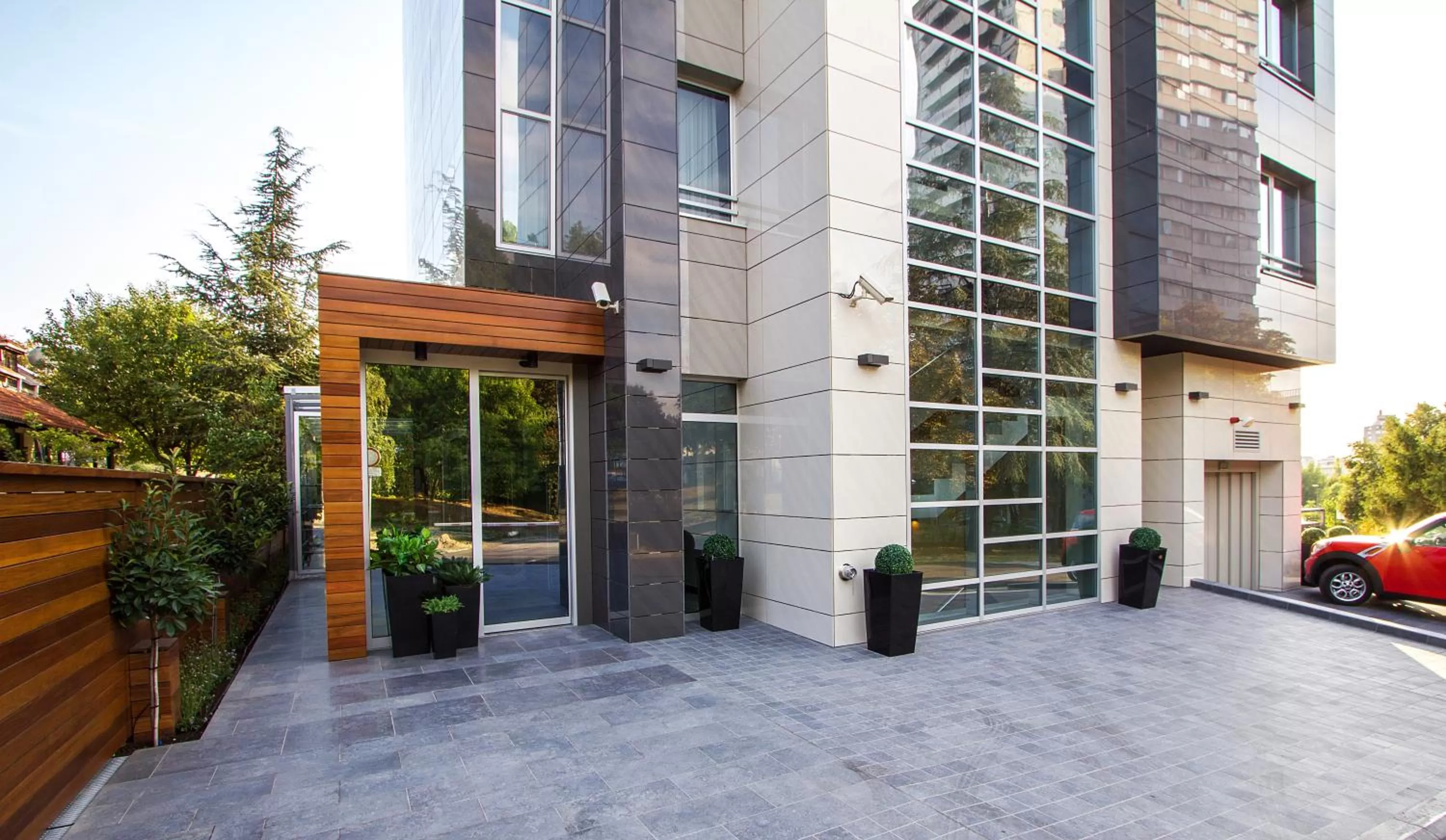 Property building in Hotel Heritage