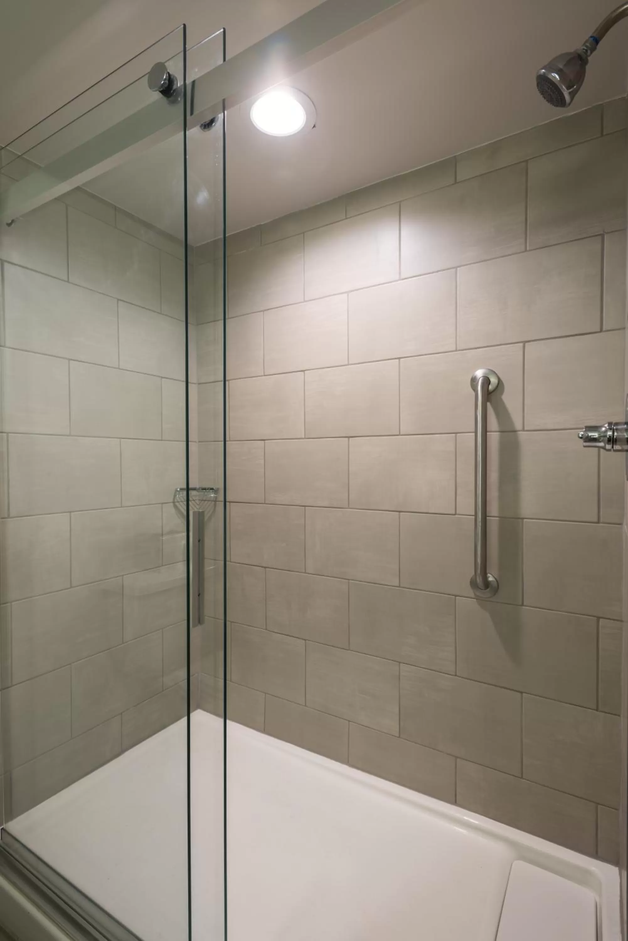 Shower in Wyndham Fort Smith City Center