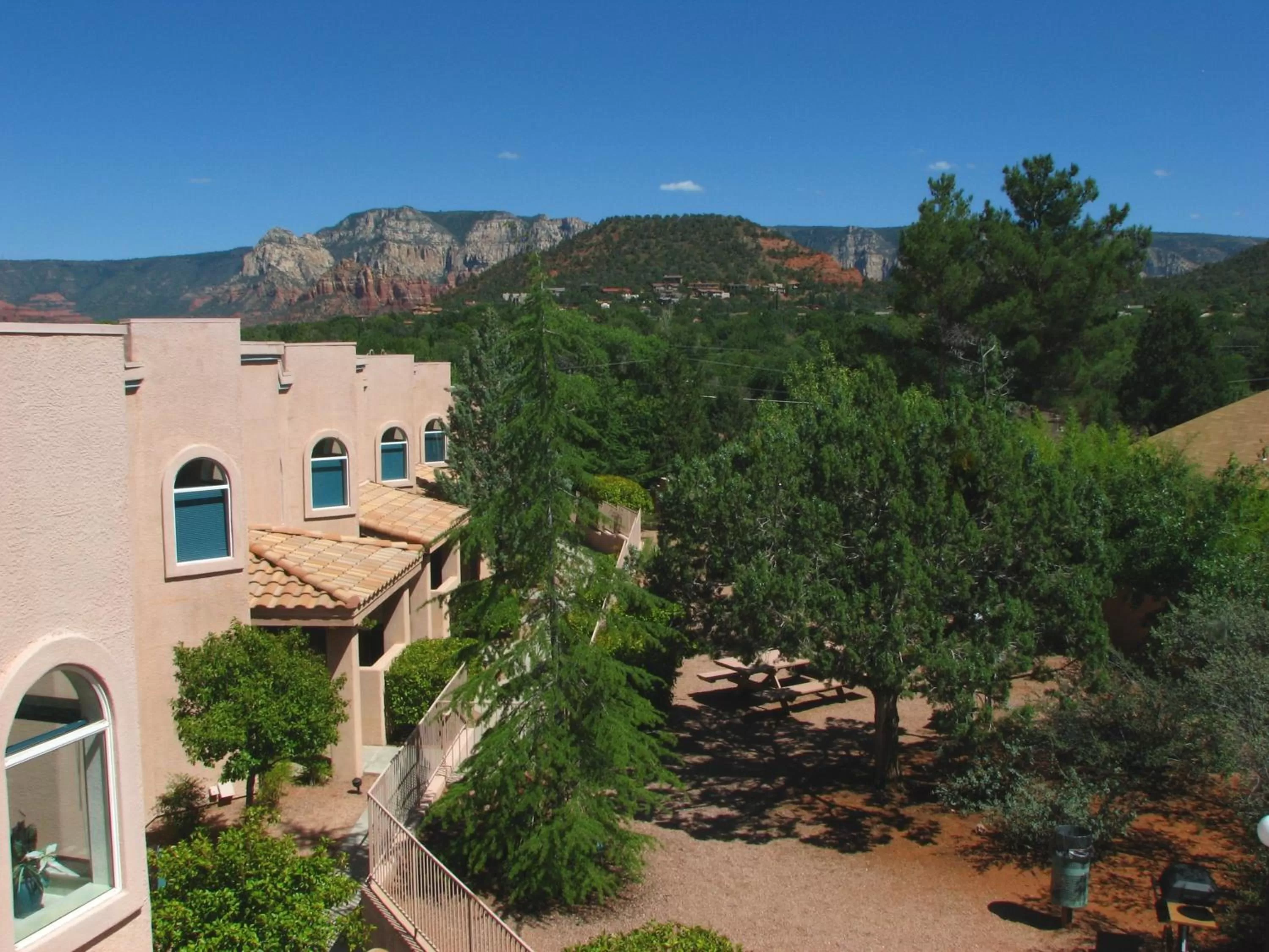 Property building in Sedona Springs Resort
