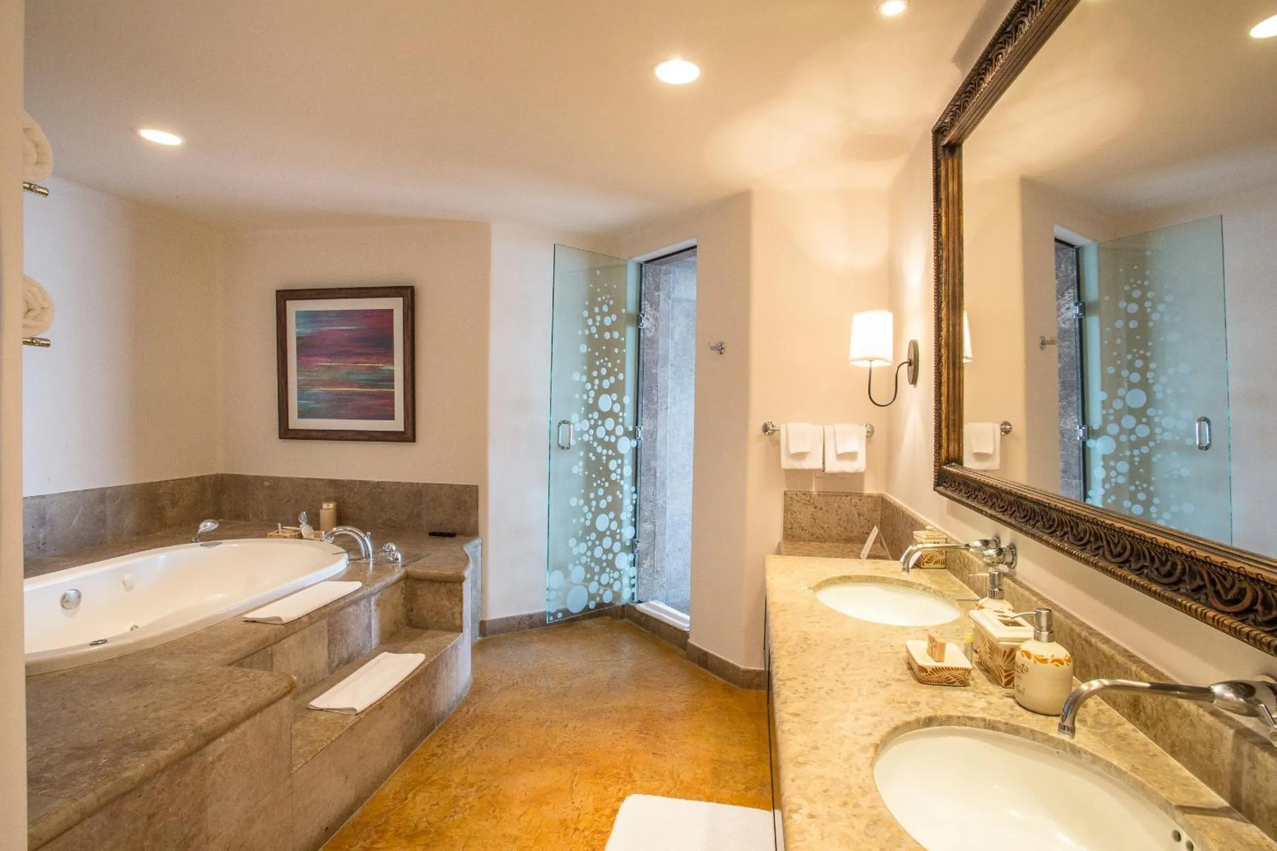 Esperanza, Auberge Collection