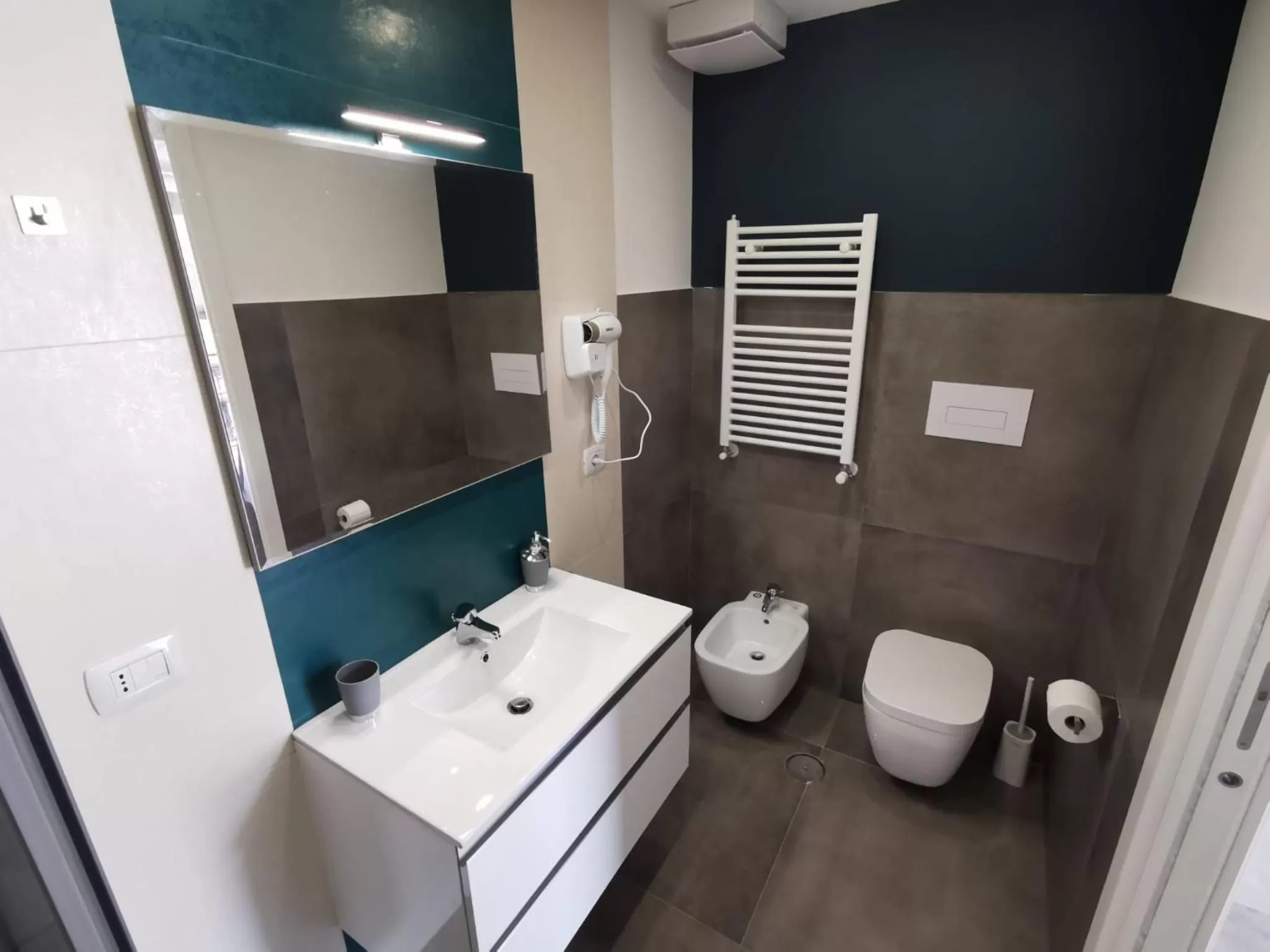 Bathroom in A I R NaCasaBella Napoli