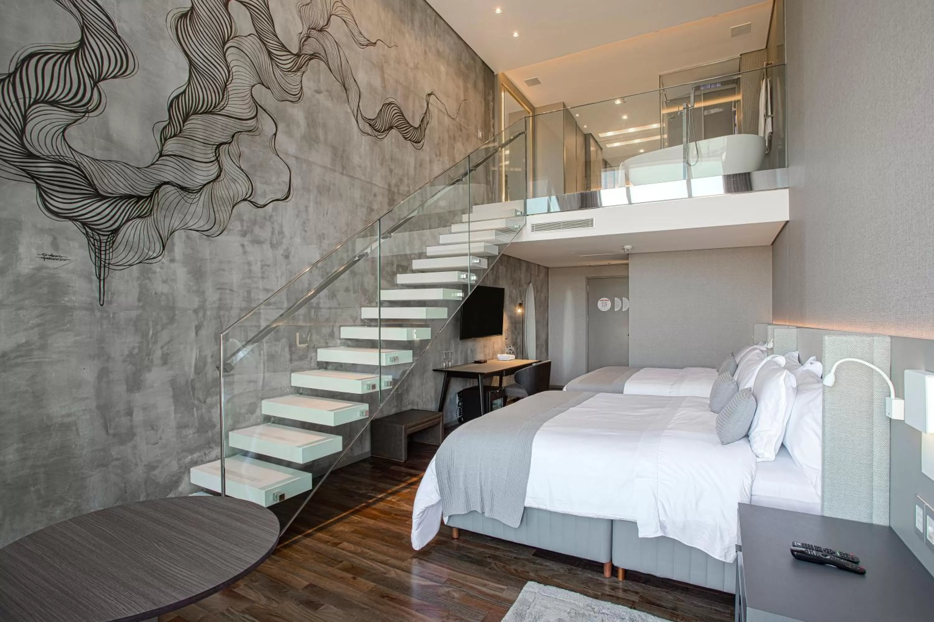 Photo of the whole room, Bed in Suryaa Hotel Pinhais, Curio Collection by Hilton