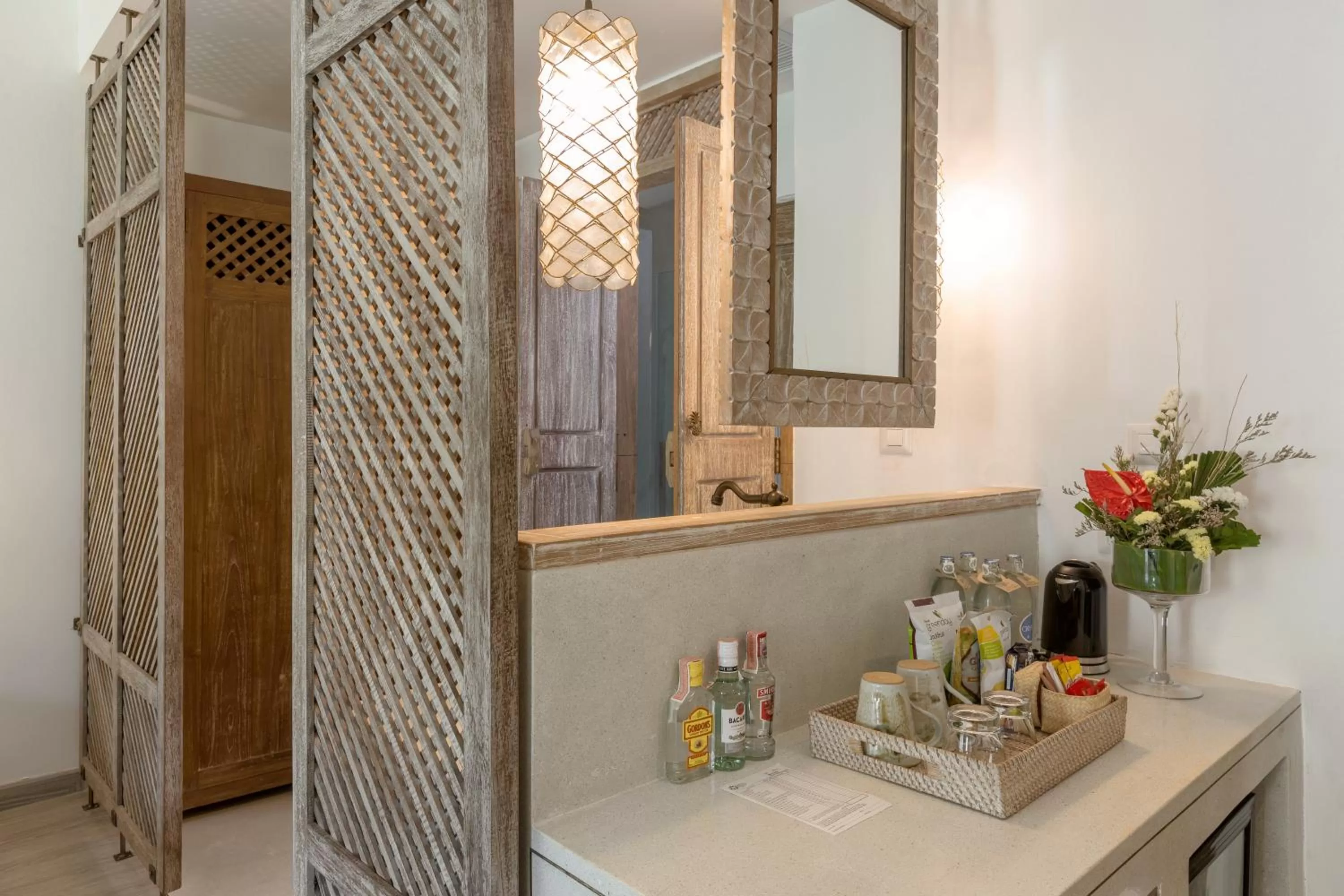 Coffee/tea facilities in Eden Beach Khao Lak Resort & Spa