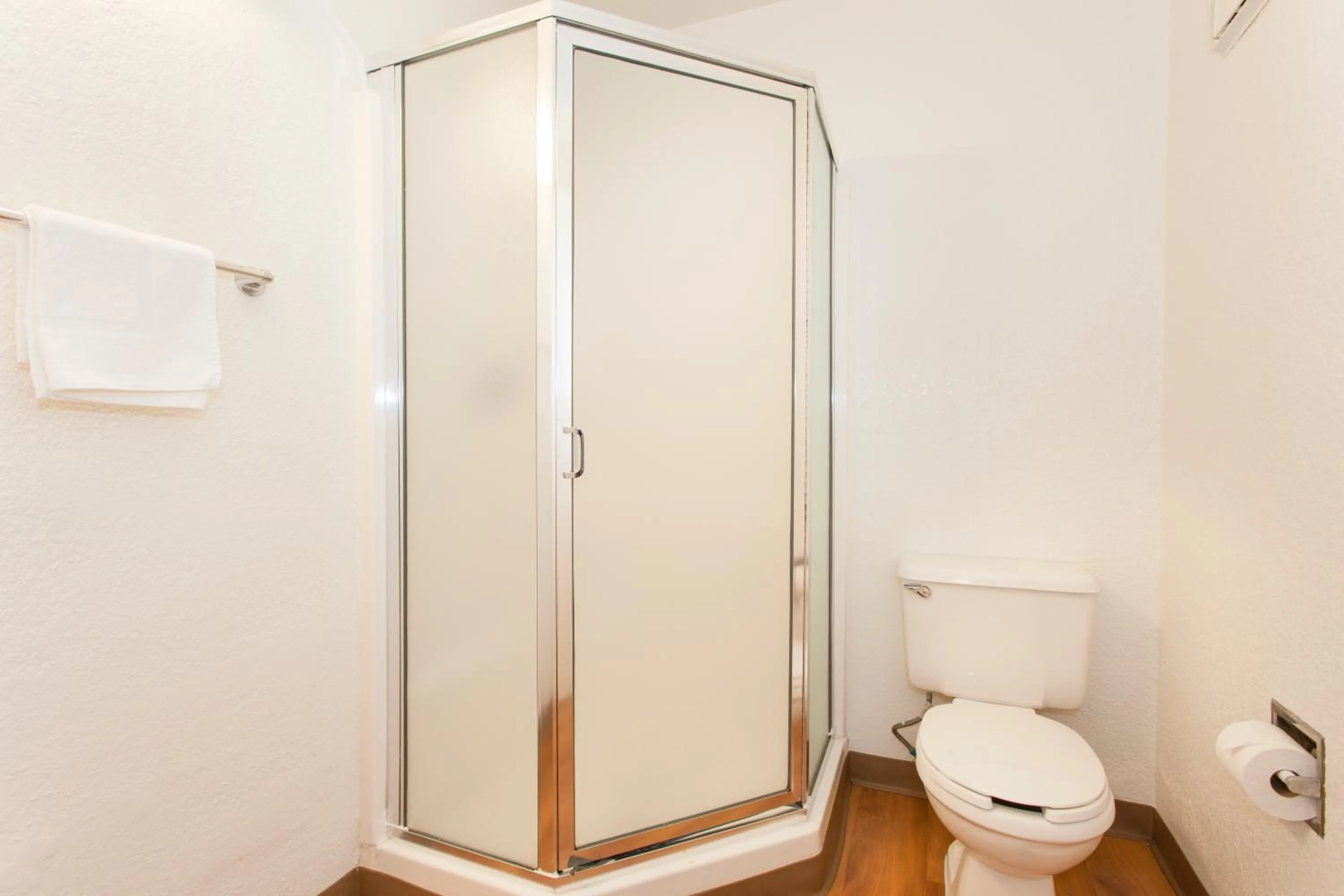 Shower in Motel 6 Sacramento, Ca - Downtown