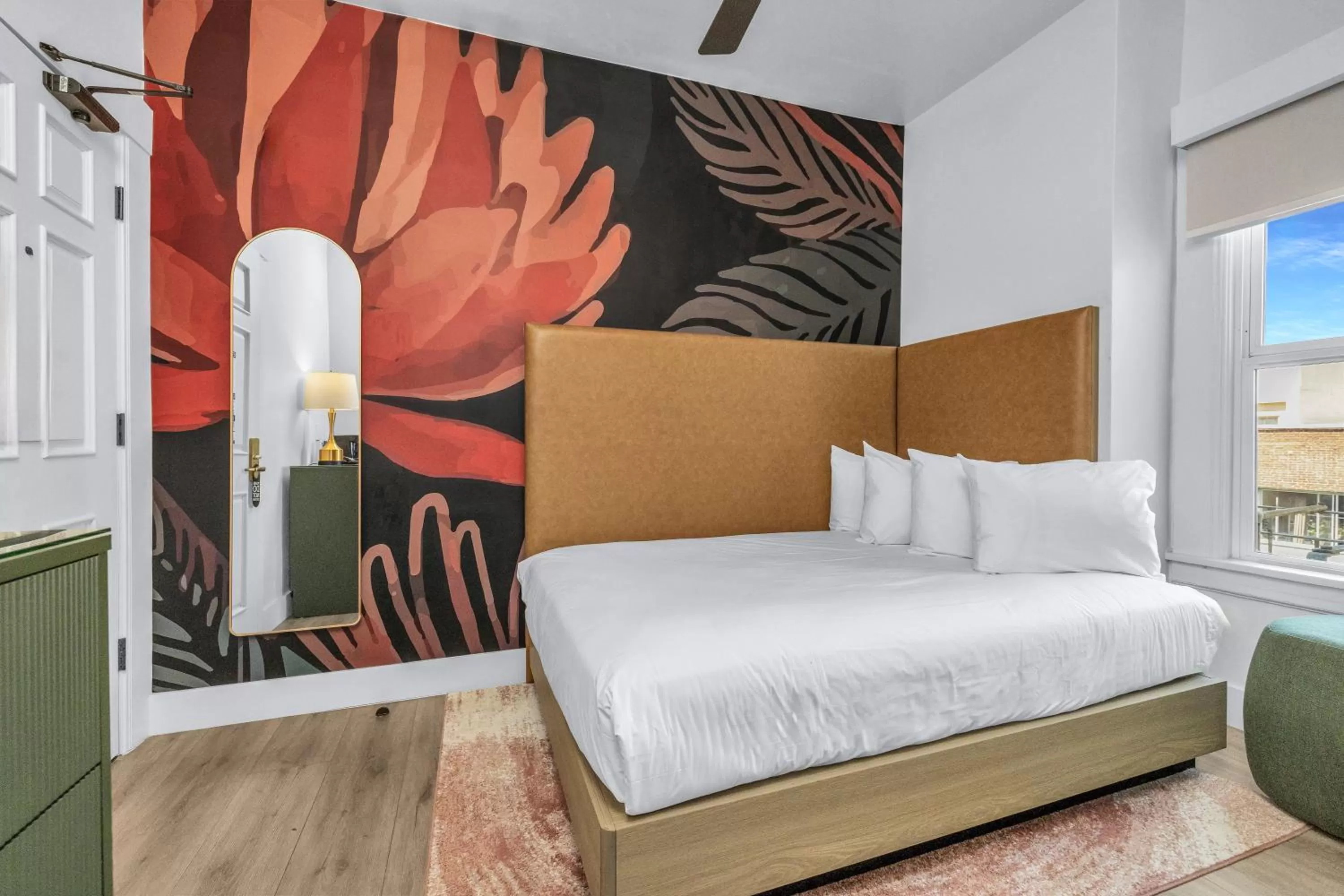 Bedroom, Bed in Nob Hill Hotel