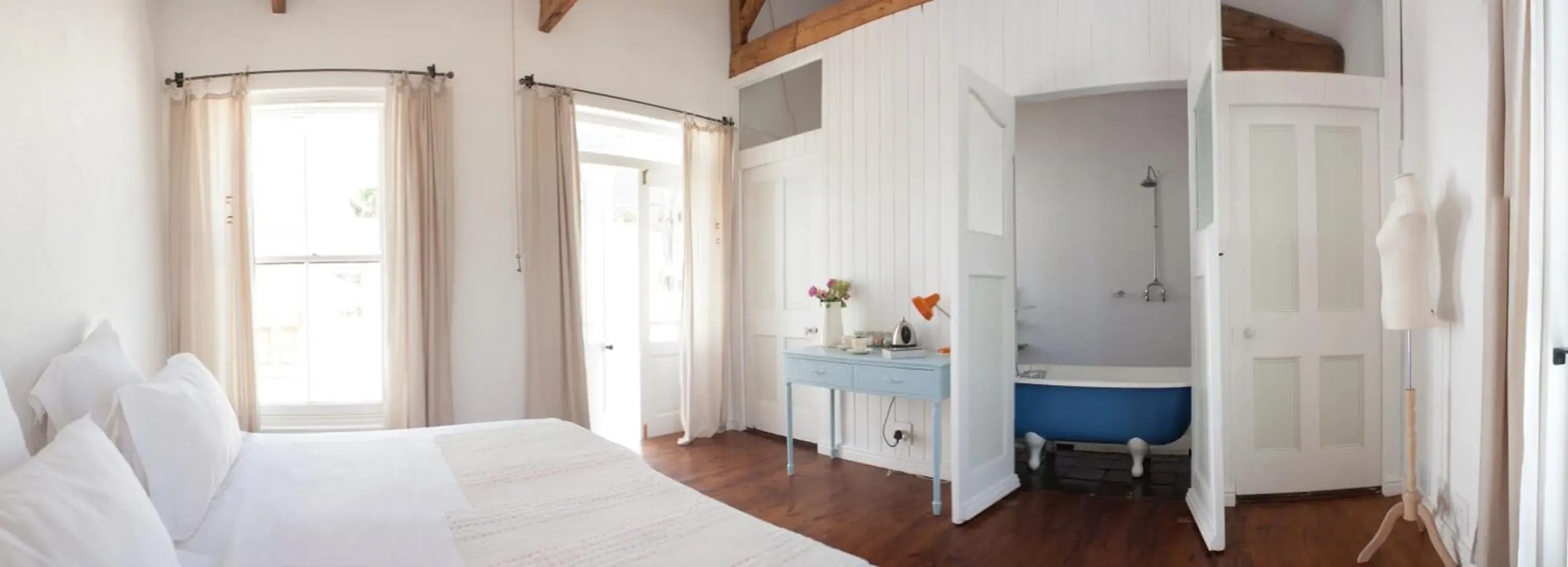 King Room with Mountain View in La Grenadine Petit Hotel King Room with Mountain View in La Grenadine Petit Hotel