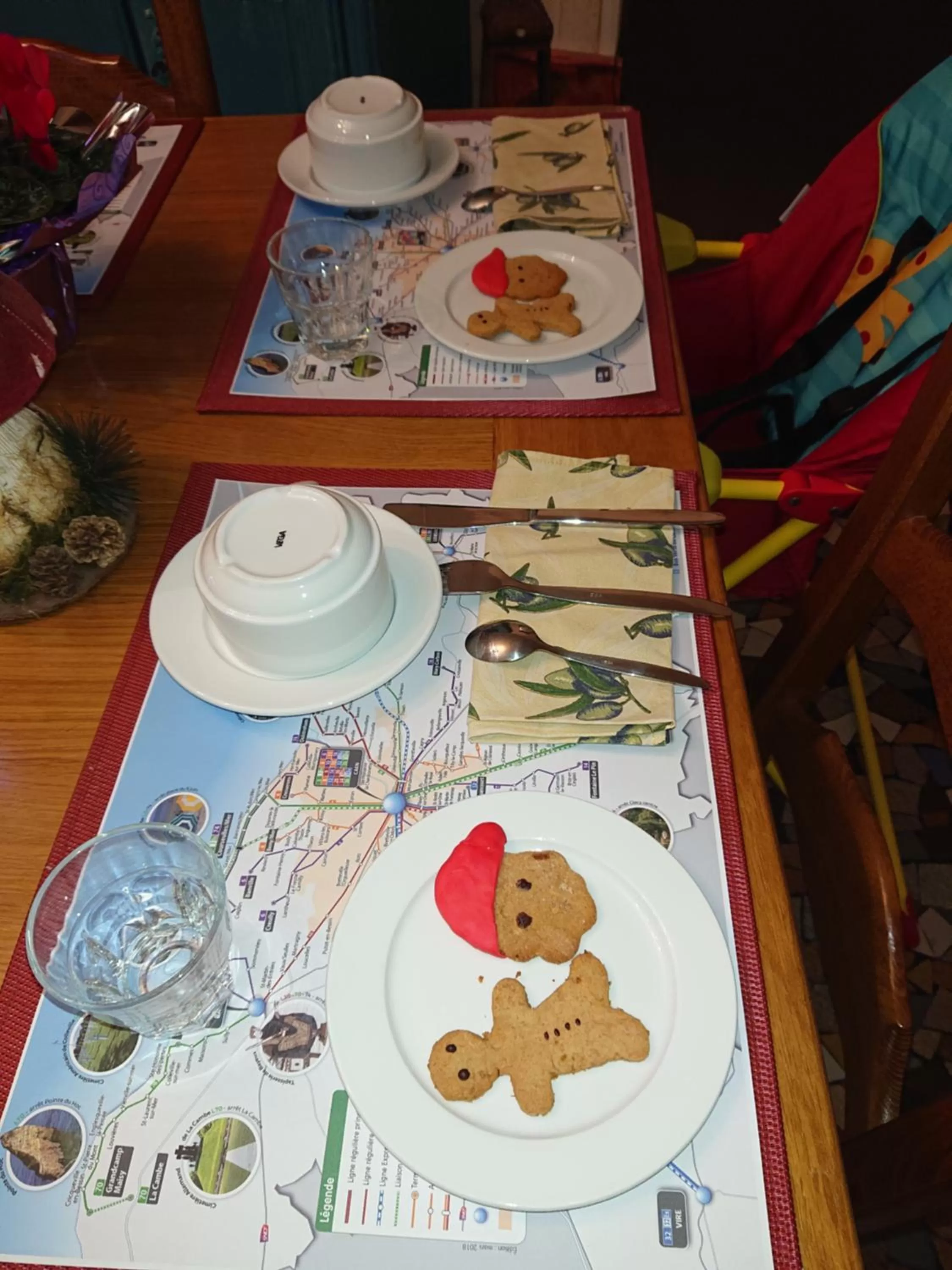 Continental breakfast in JOYEUX REVEIL