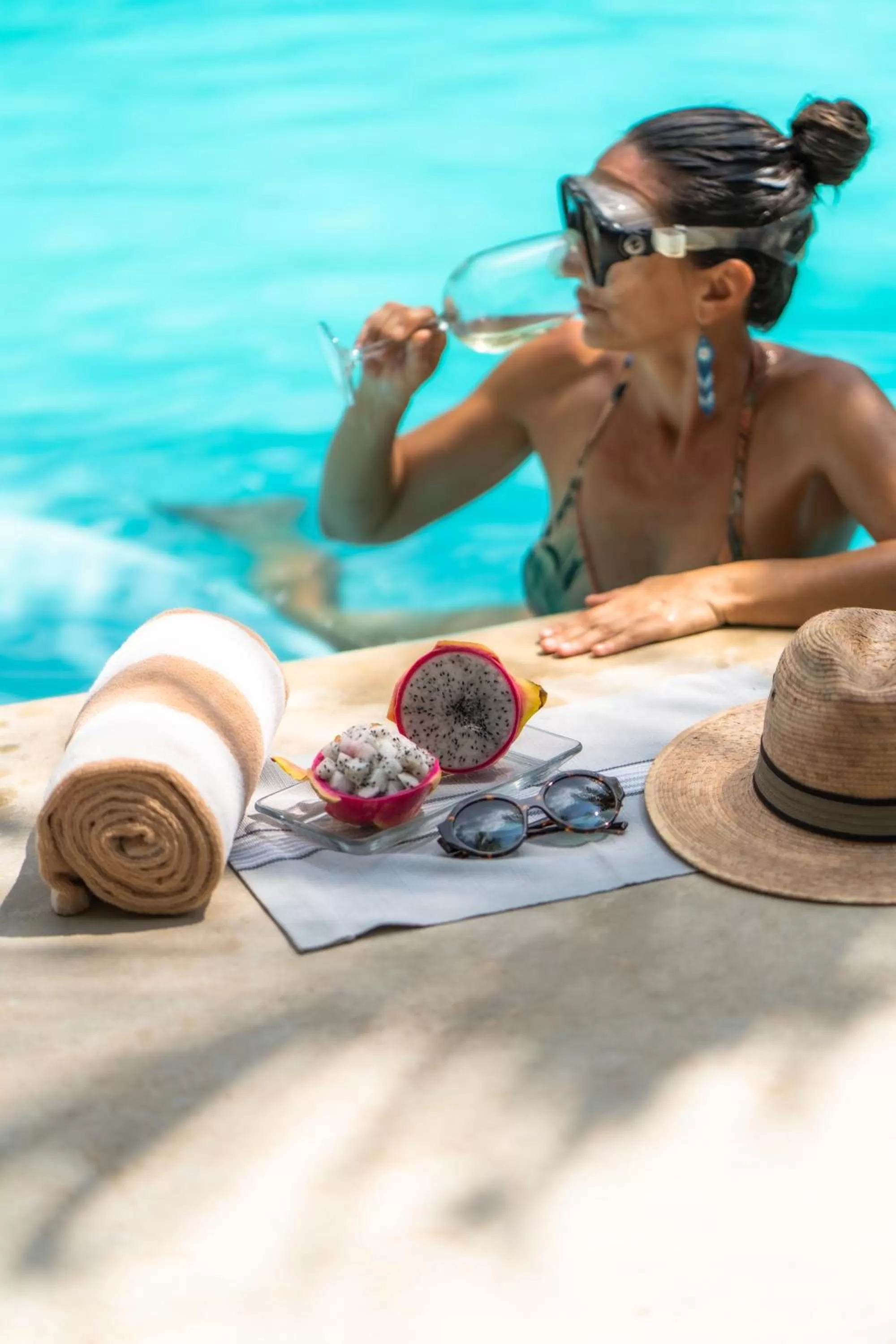 Swimming pool in Albatros by Bedsfriends