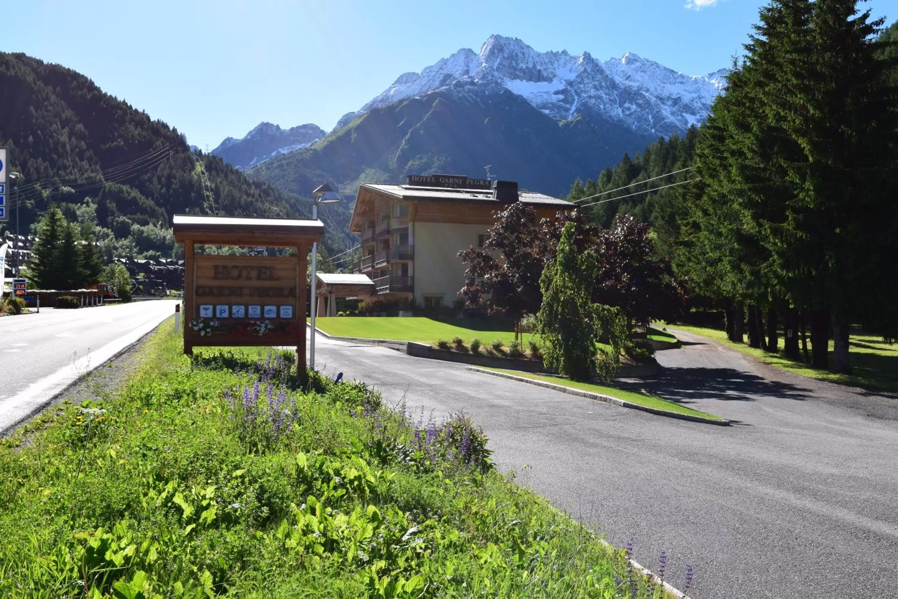 Property building in Hotel Garni Pegrà