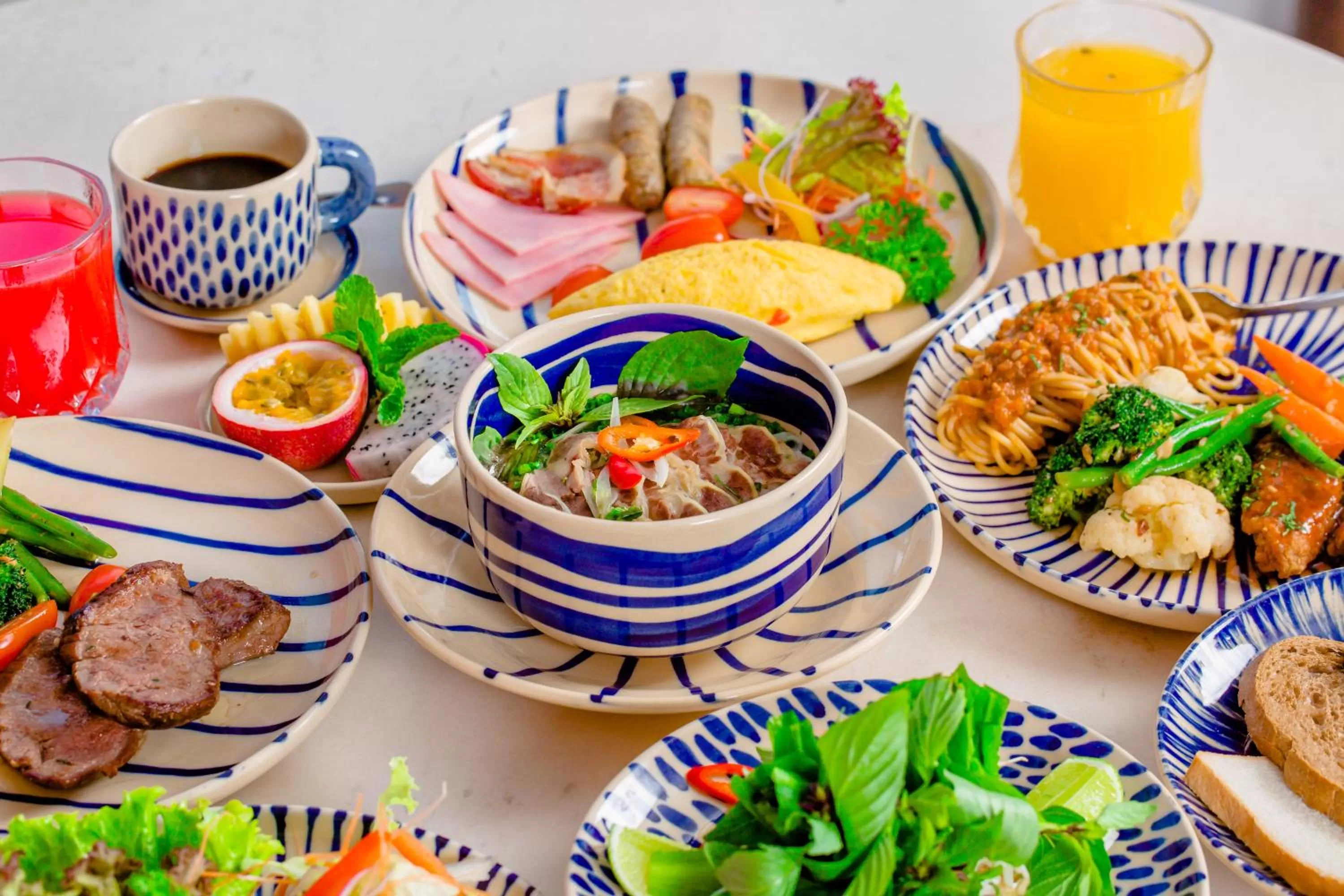 Food and drinks in Prostyle Hotel Ho Chi Minh プロスタイルホテルホーチミン