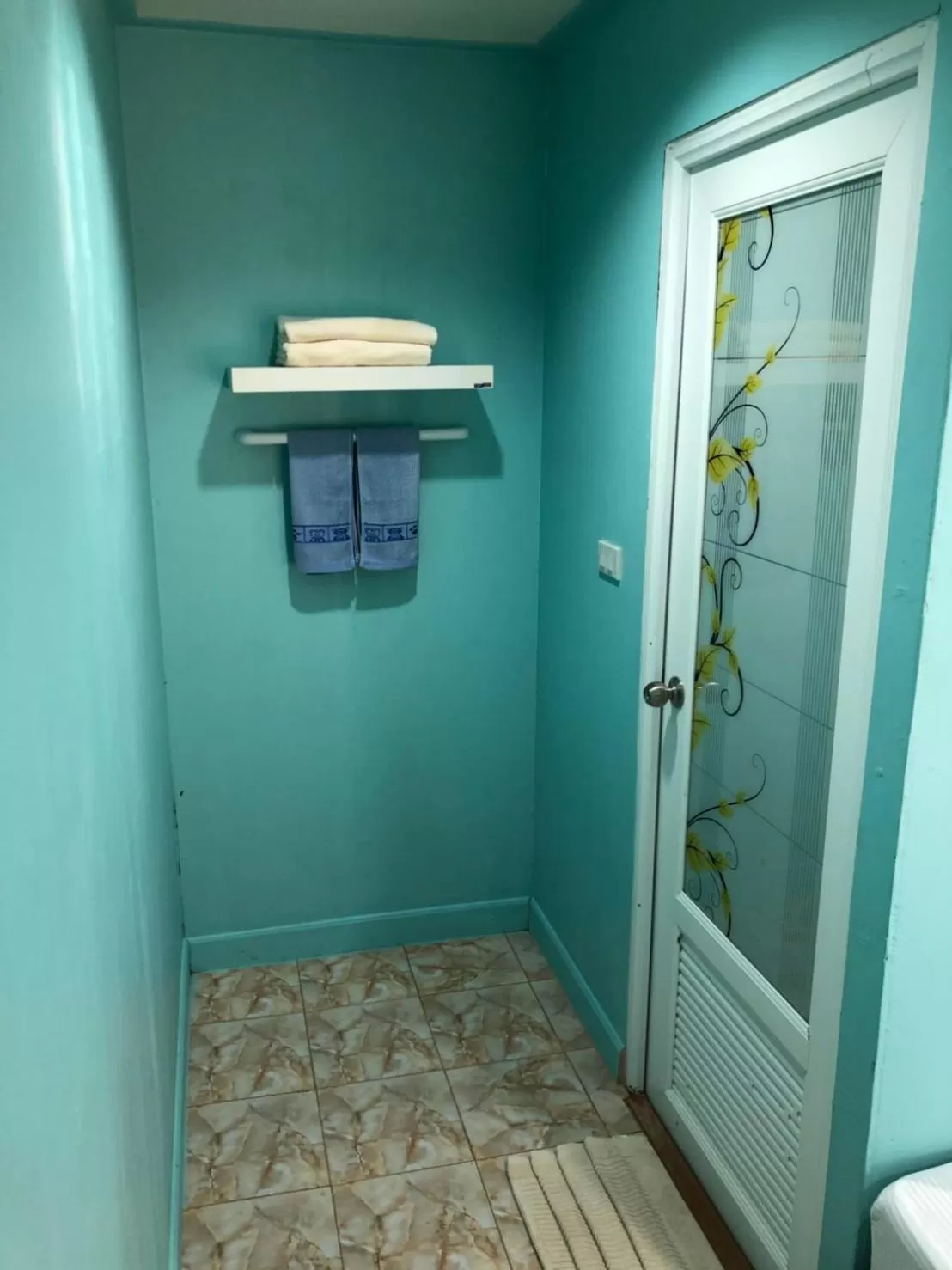 Koh Ngai Kaimuk Thong Resort