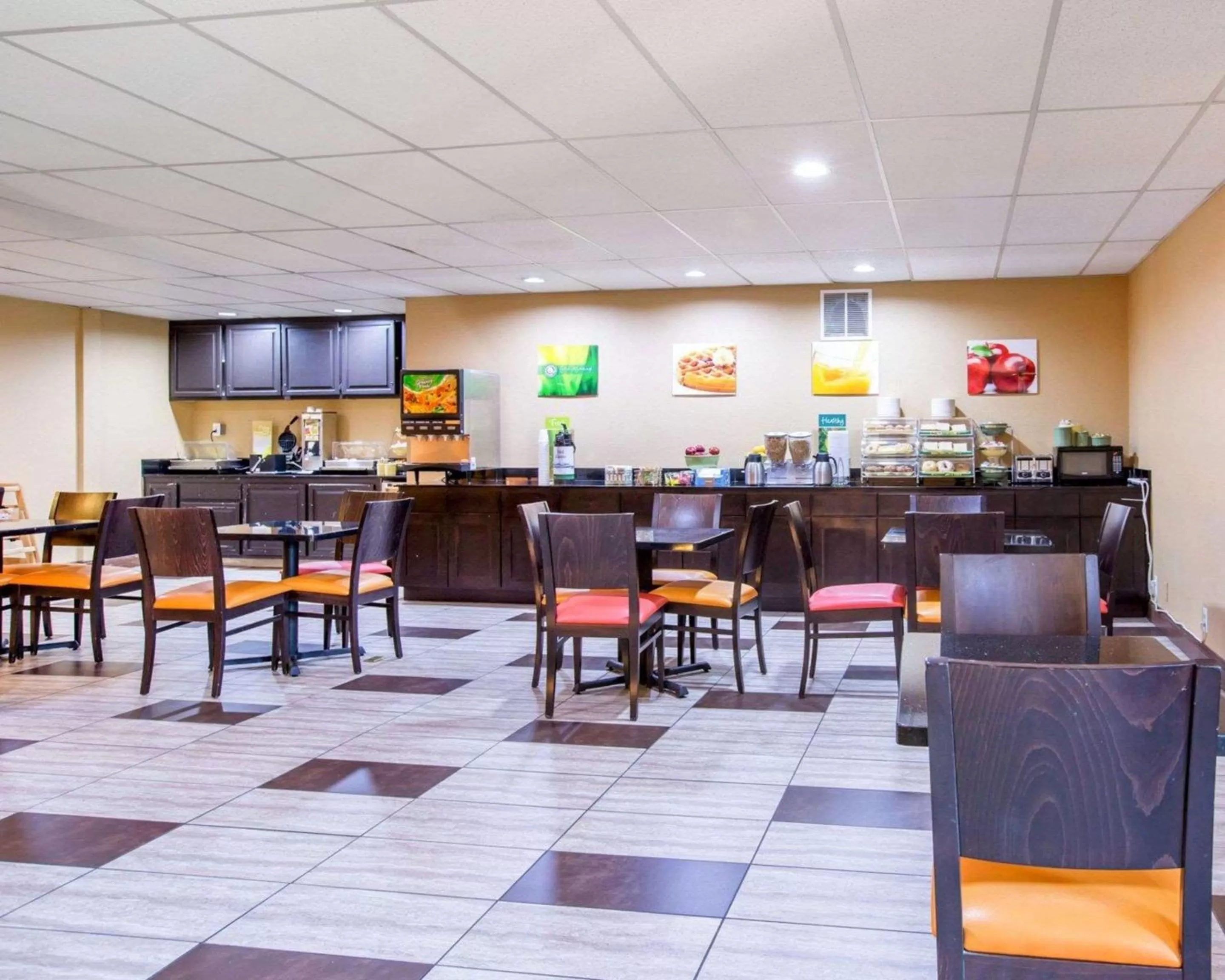 Restaurant/places to eat in Quality Inn near Mammoth Mountain Ski Resort