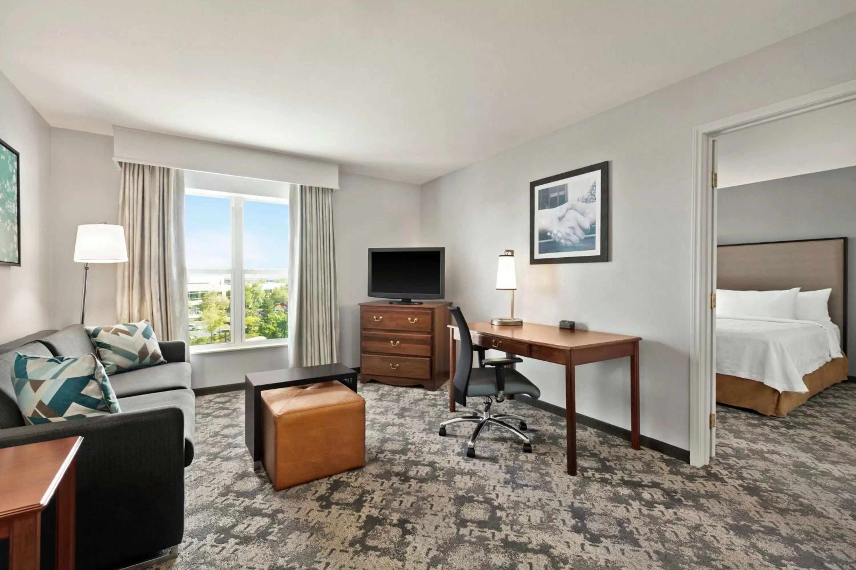 Living room, Bed in Homewood Suites by Hilton Sacramento/Roseville
