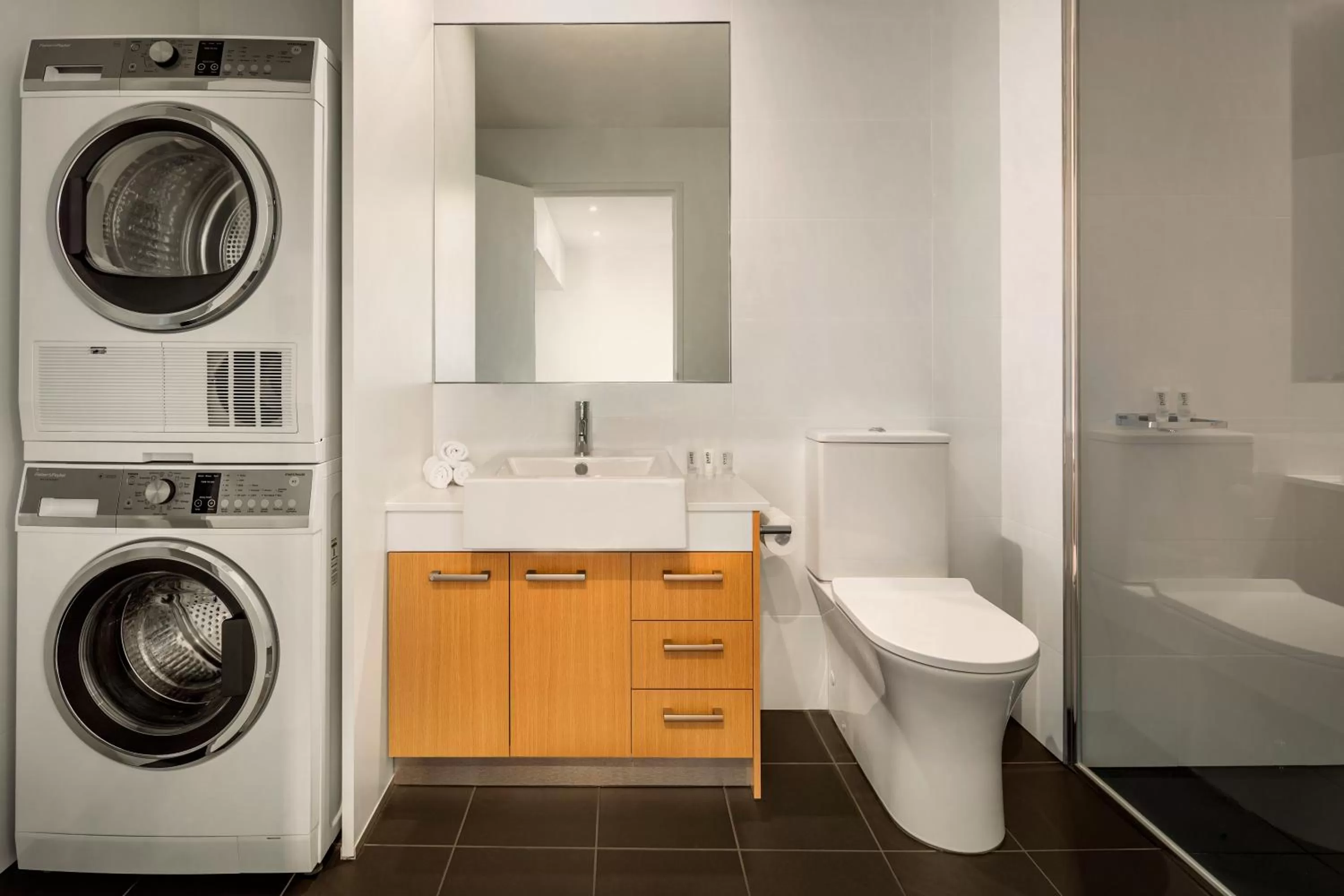 Shower in Quest Bella Vista