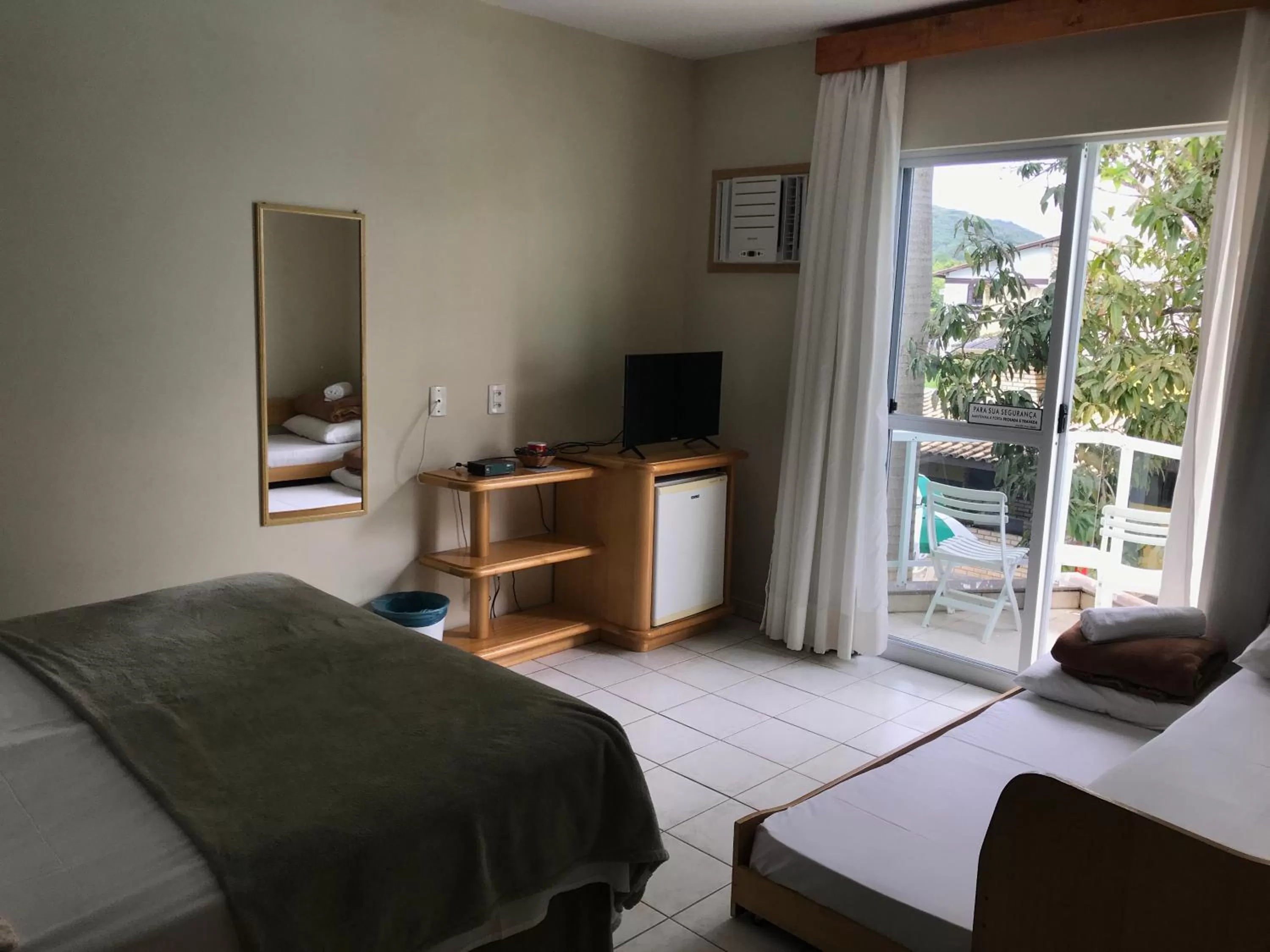 TV/Entertainment Center in Pousada Vila Verde