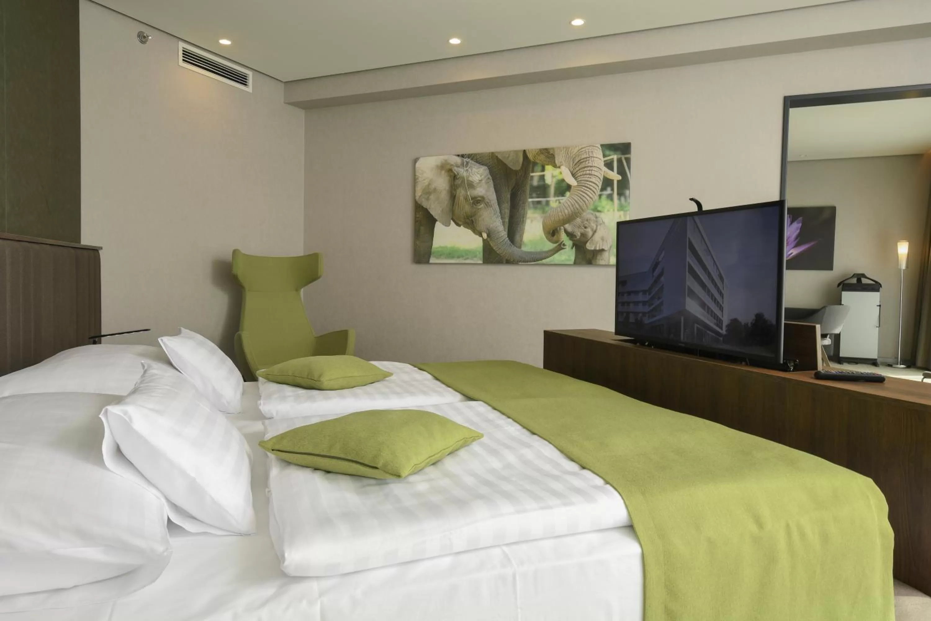 Bed in Hunguest Hotel Sóstó