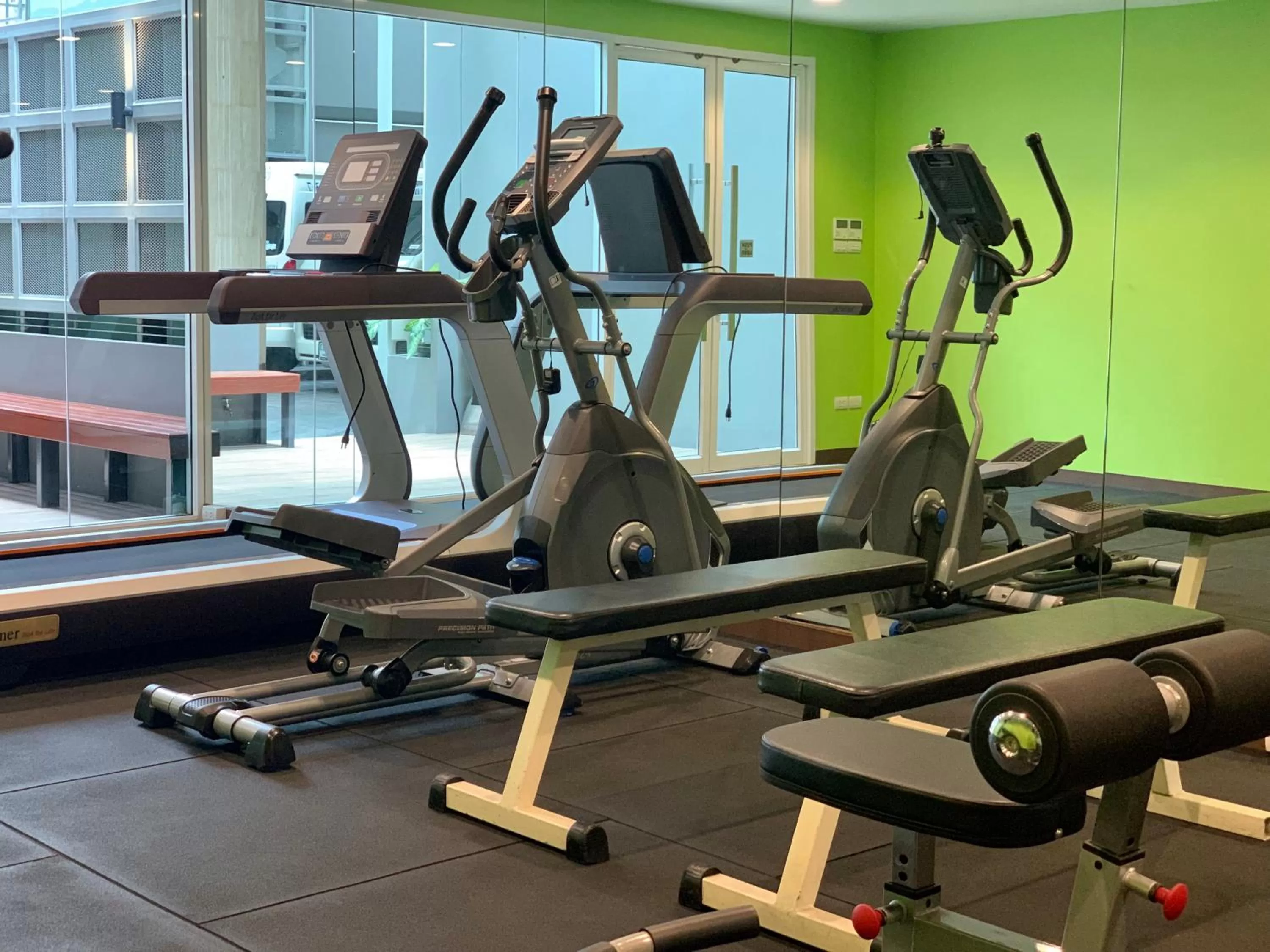 Fitness centre/facilities in Le D'Tel Bangkok