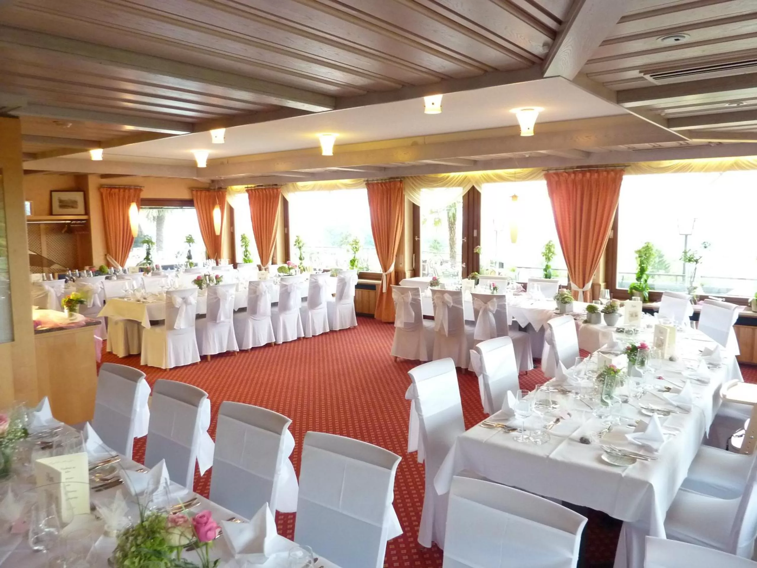 Banquet/Function facilities, Restaurant/Places to Eat in Hotel Restaurant Jaegersteig