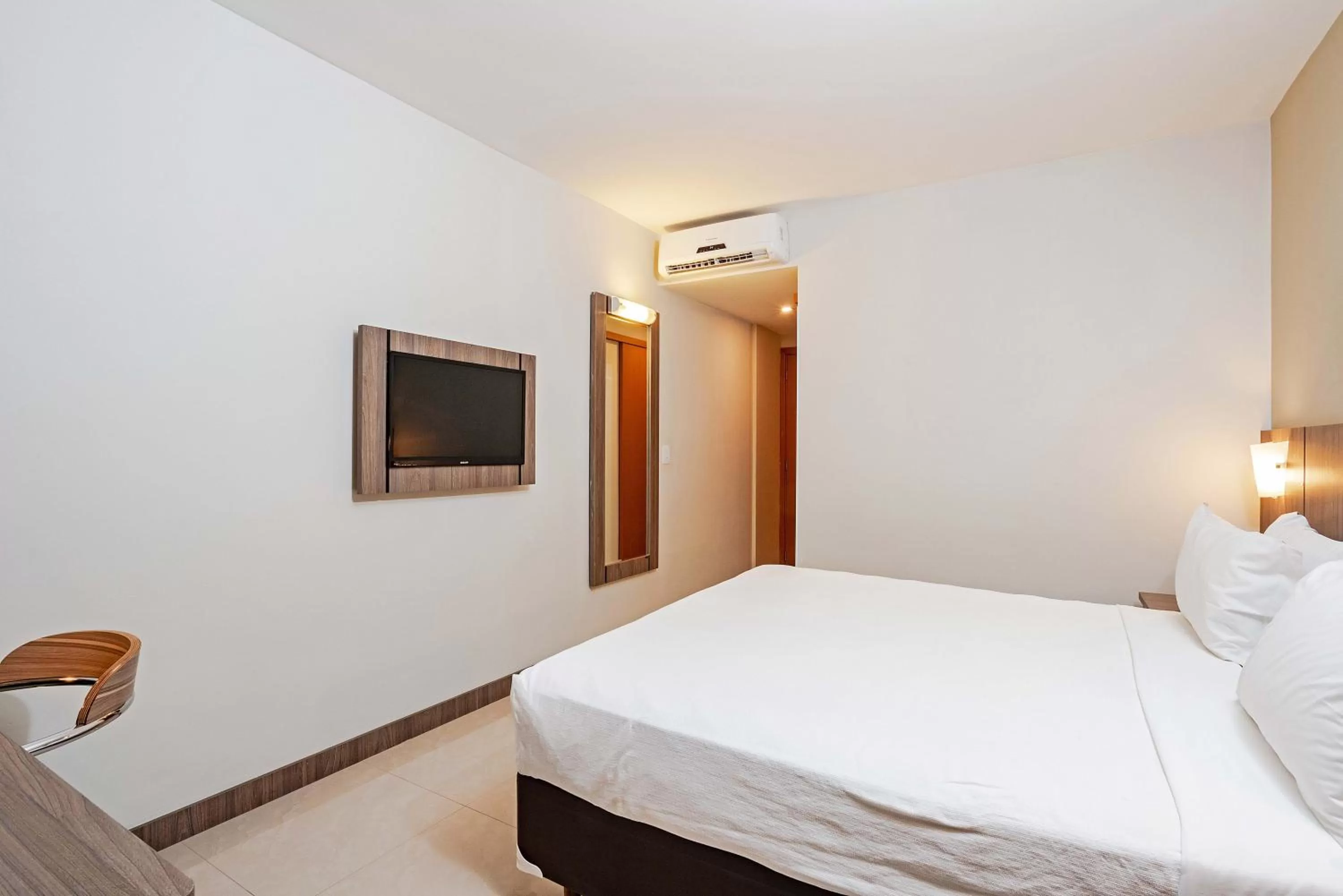 Bed in Slim Curitiba Av das Torres