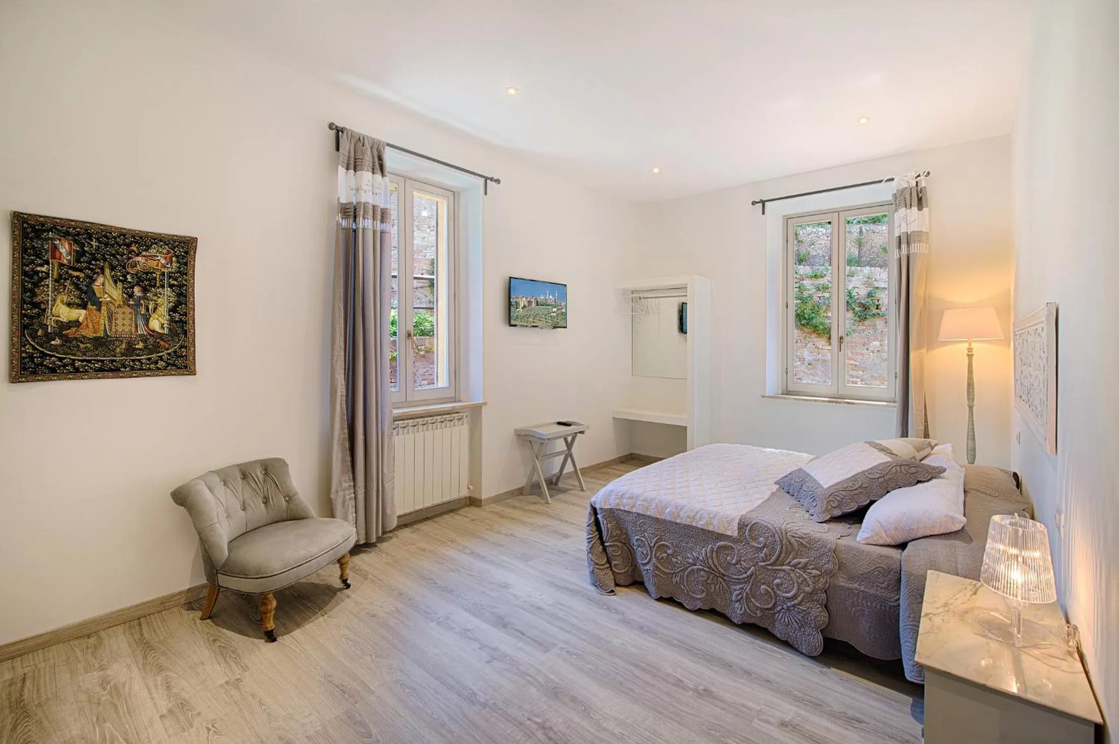 Property building, Bed in Siena Vip B&B