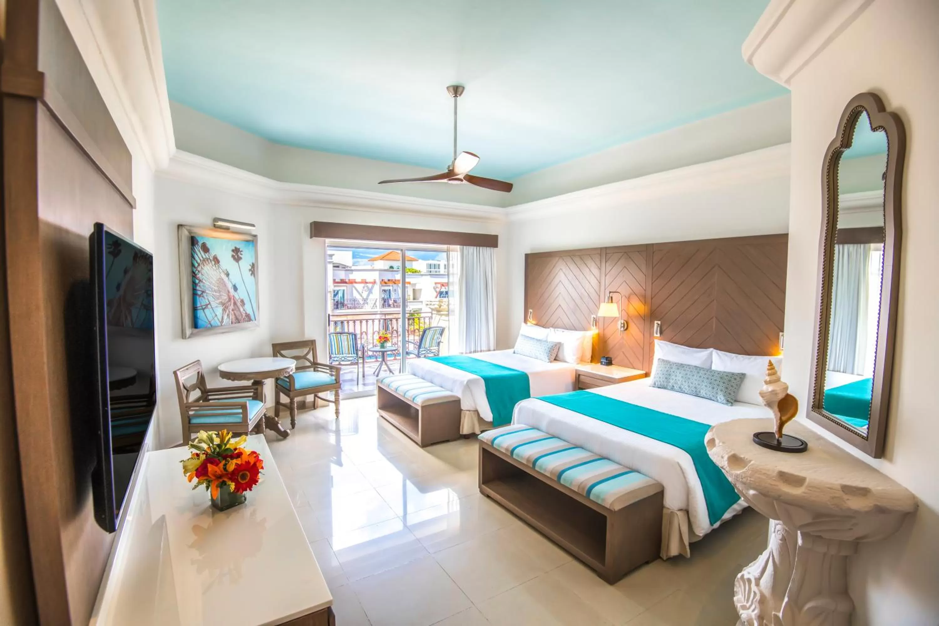 Photo of the whole room, Bed in Wyndham Alltra Playa del Carmen Adults Only All Inclusive