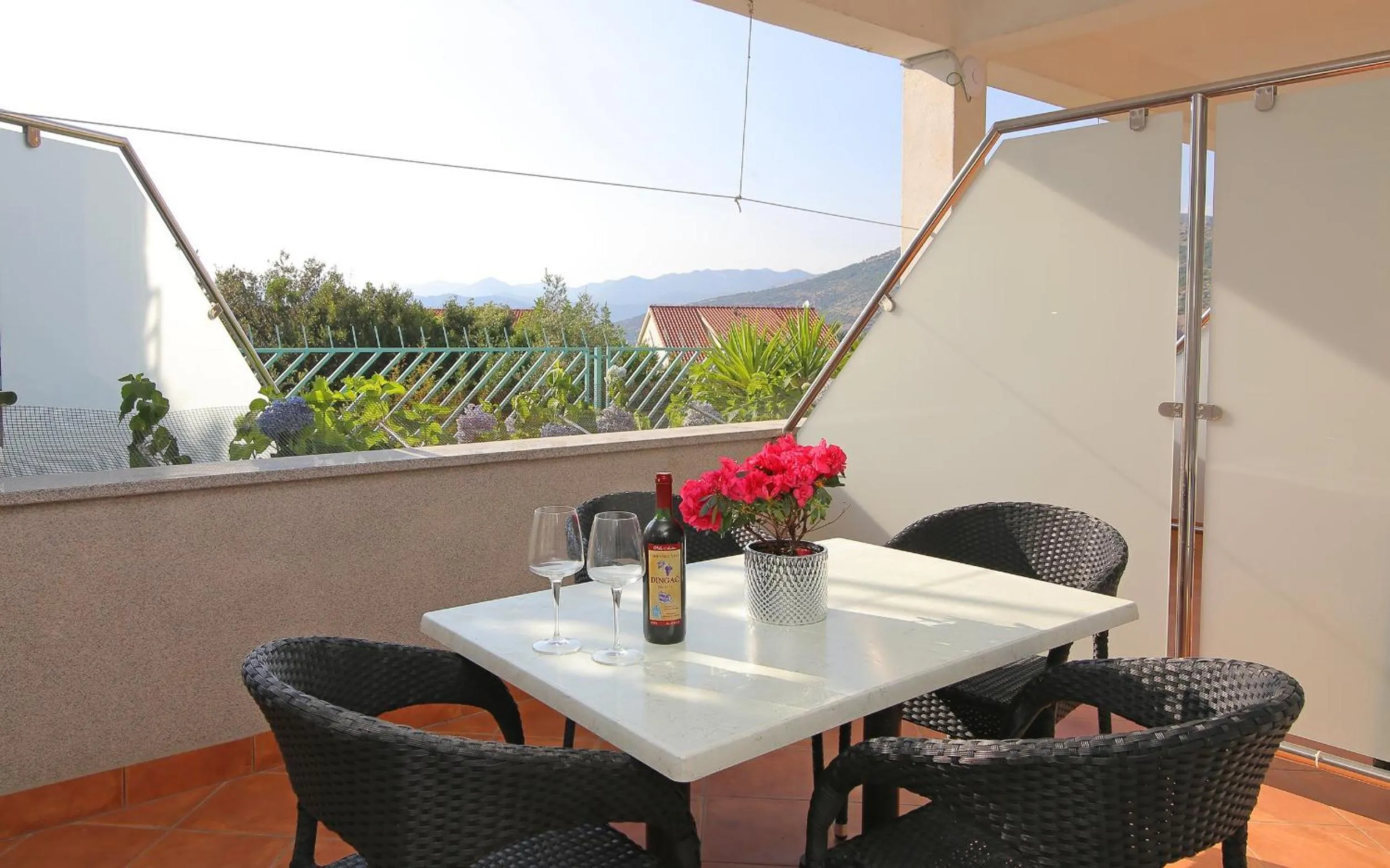 Family Two-Bedroom Apartment with Terrace in Villa Antea Apartments with Free Parking