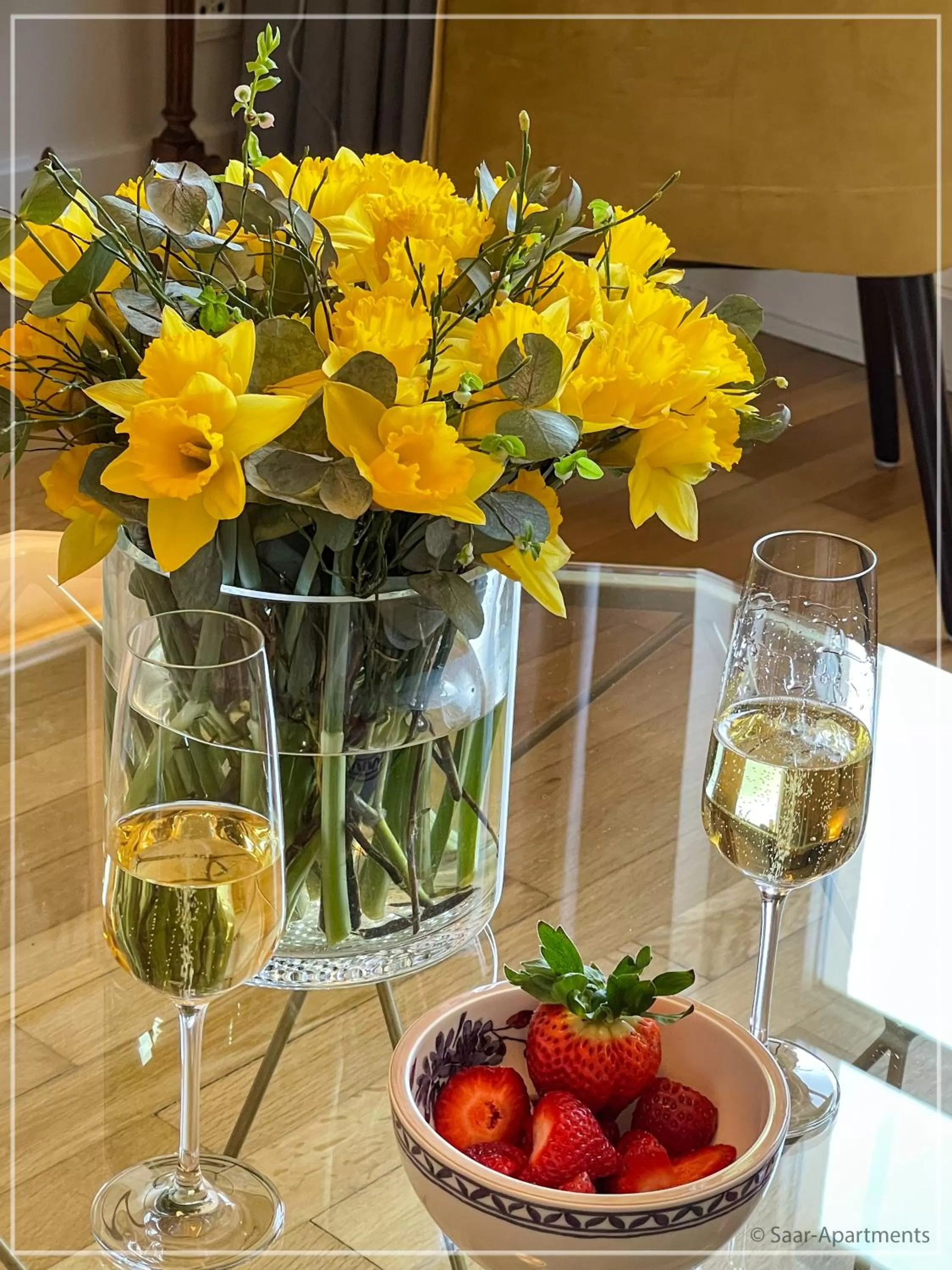 room service, Food in Saar-Apartments