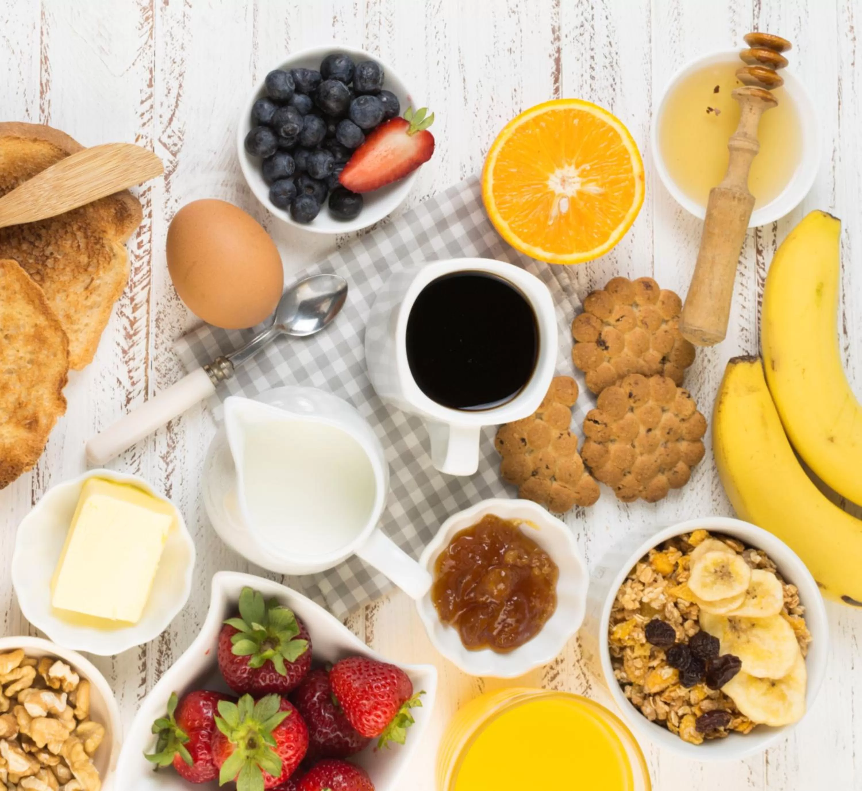 Breakfast in Mandala Signature Berry