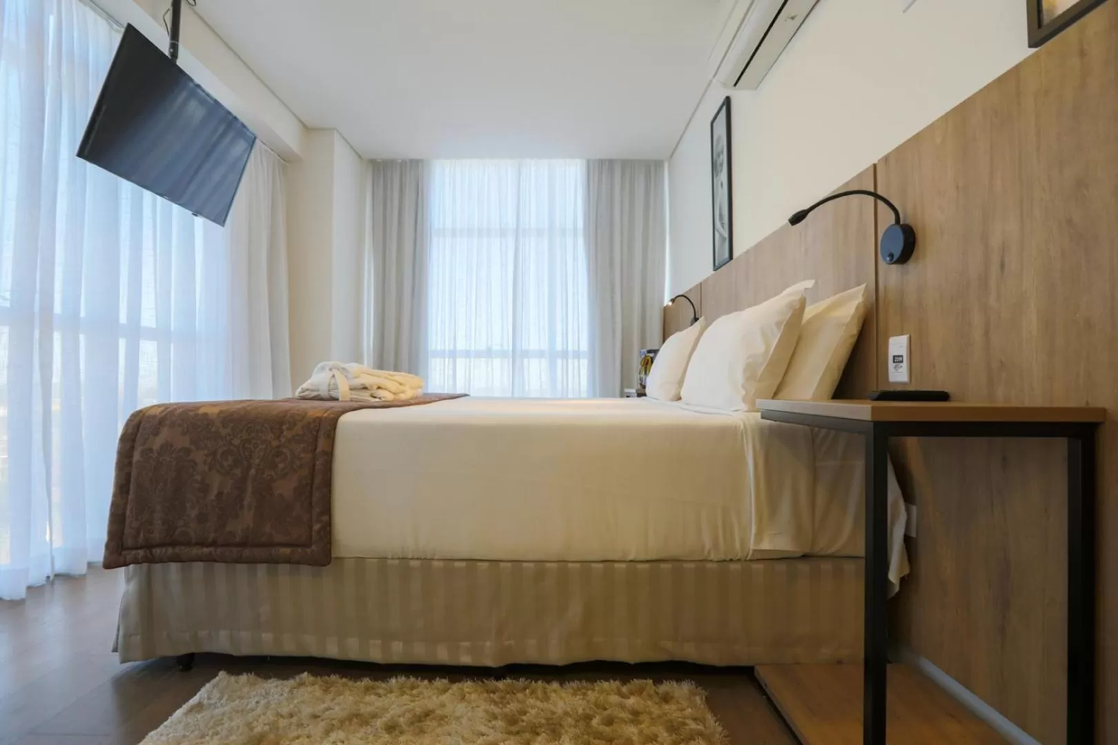 Bedroom, Bed in Transamerica Executive Maringá