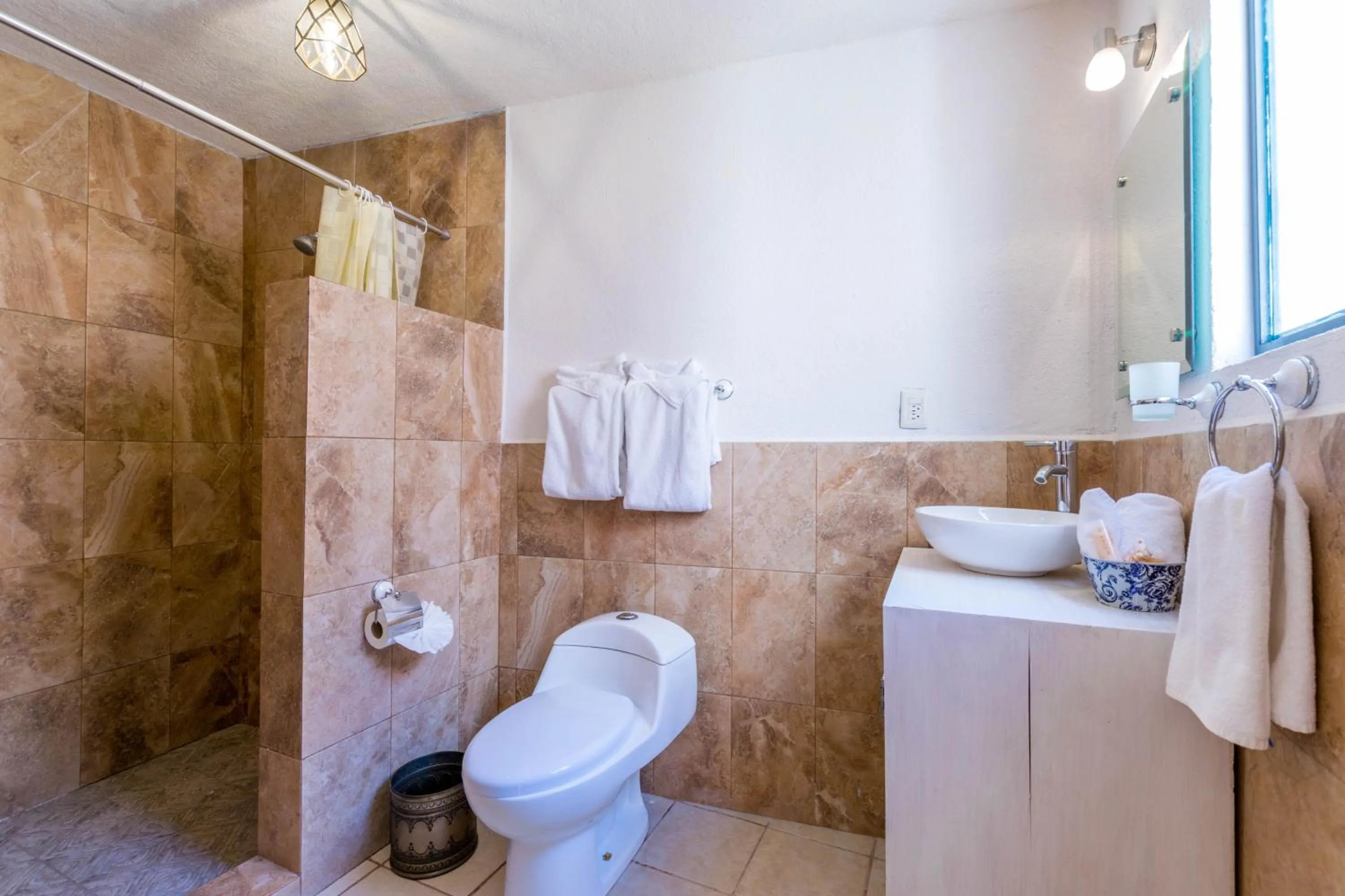 Bathroom in Hotel Casa Santamaría