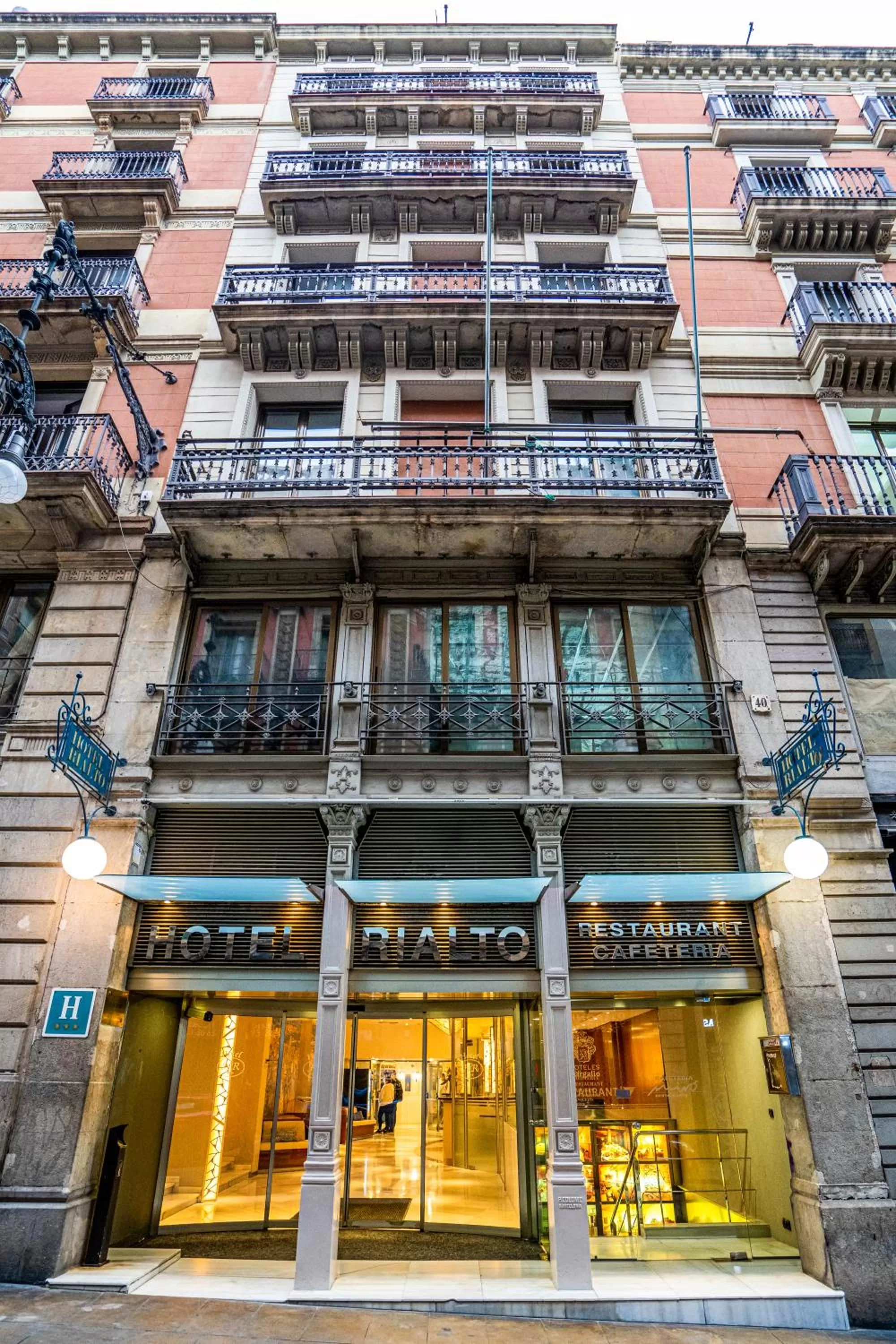Facade/entrance in Hotel Rialto