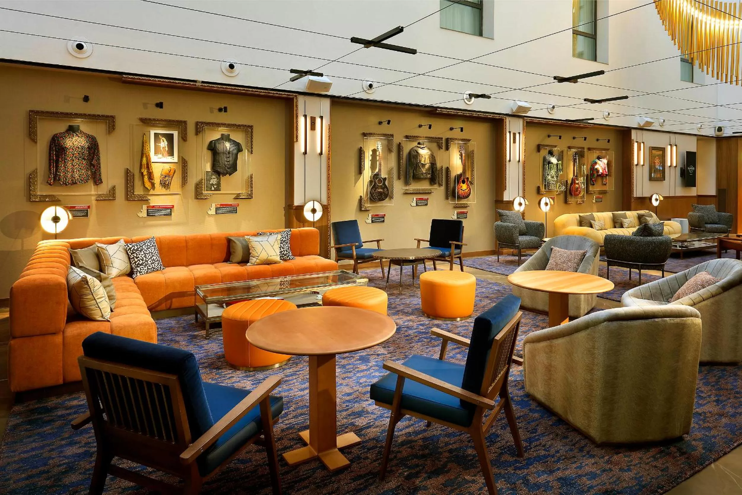 Restaurant/places to eat in Hard Rock Hotel Madrid