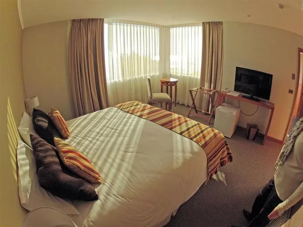 Standard Double Room with Lake View in Hotel Terraza Suite Standard Double Room with Lake View in Hotel Terraza Suite