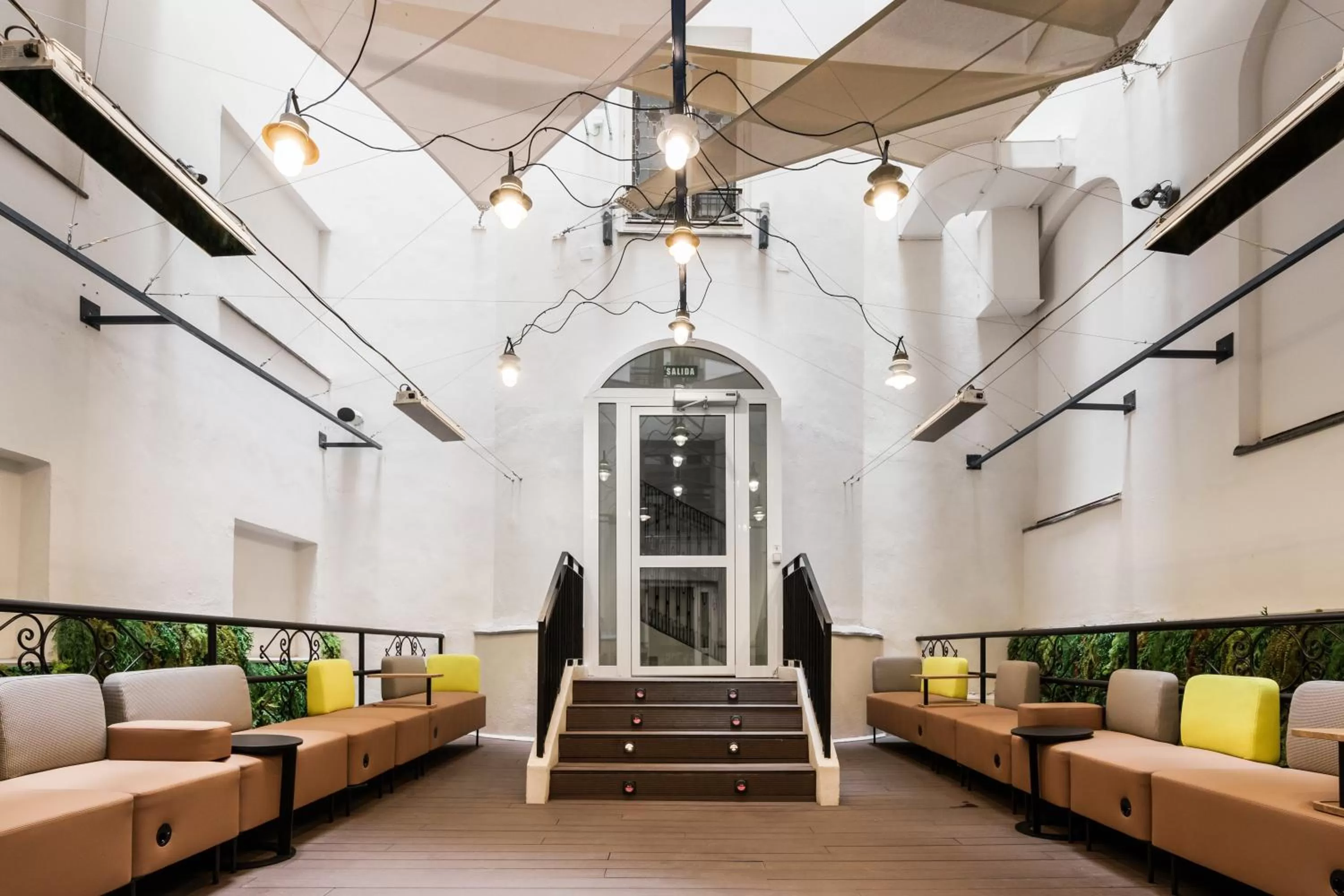 Patio in Smartrental Collection Gran Vía Centric