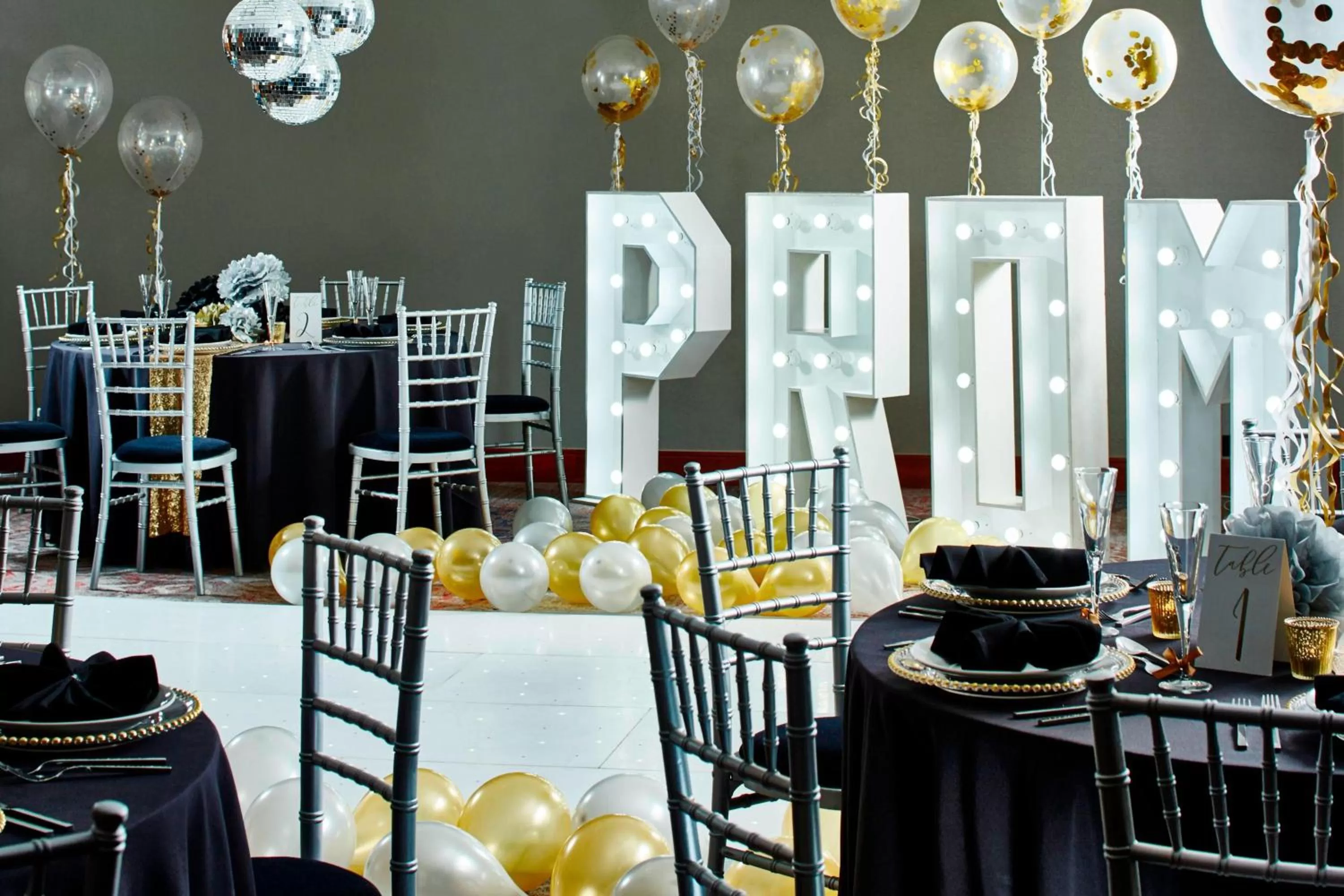 Meeting/conference room in Delta Hotels by Marriott Tudor Park Country Club