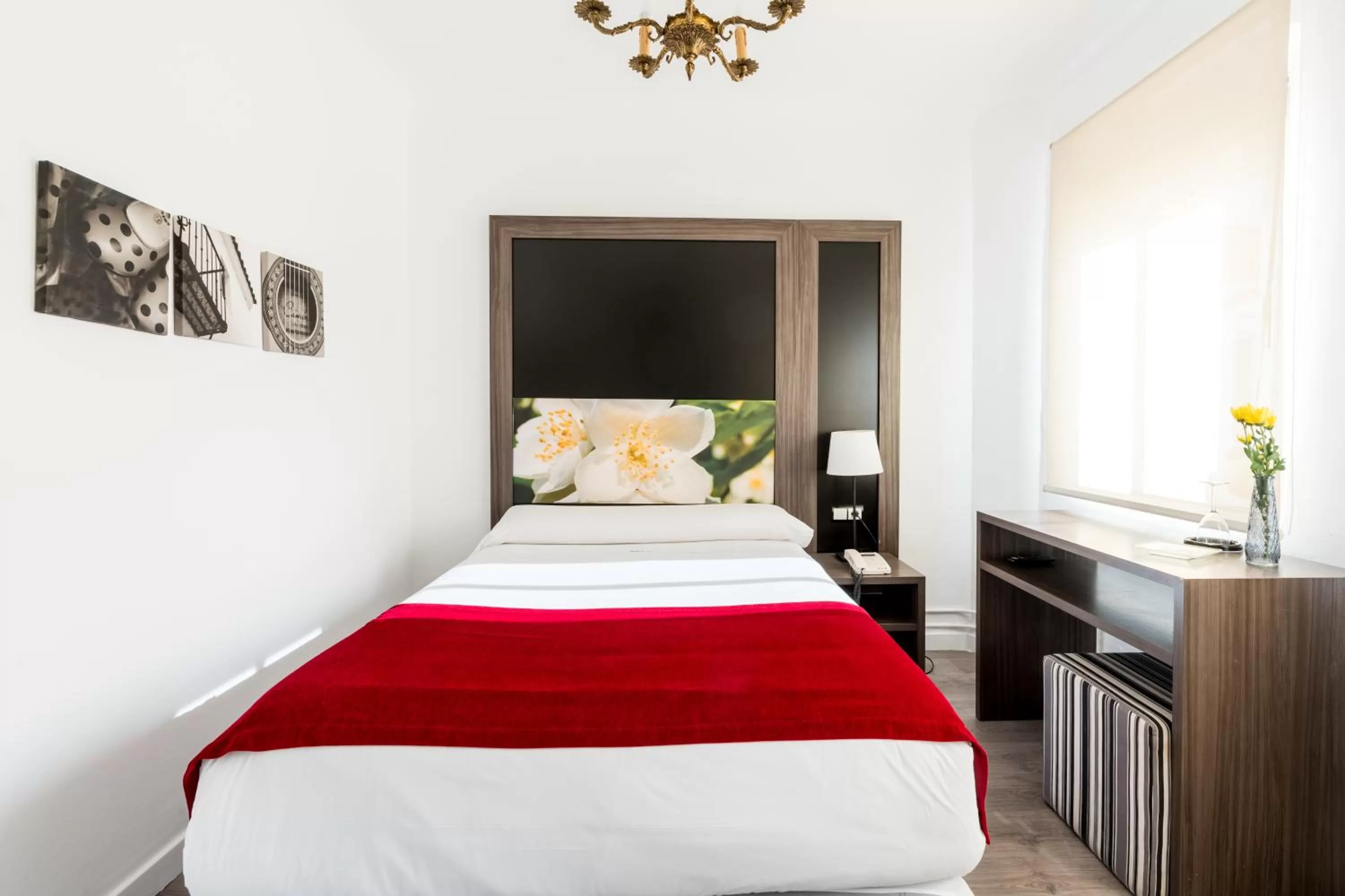 Bed in Hotel Sevilla