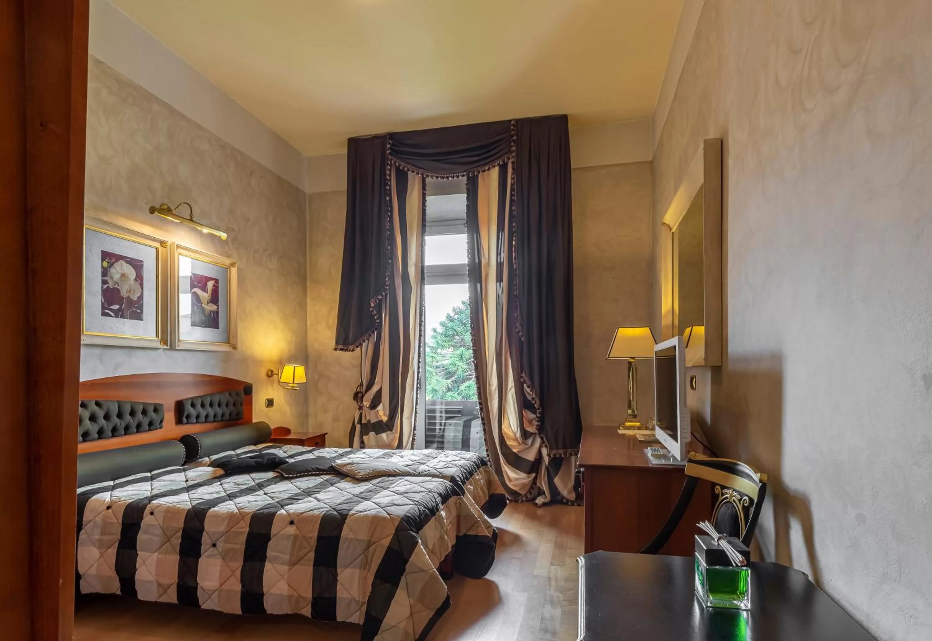 Bedroom, Bed in Hotel Columbia Wellness & Spa