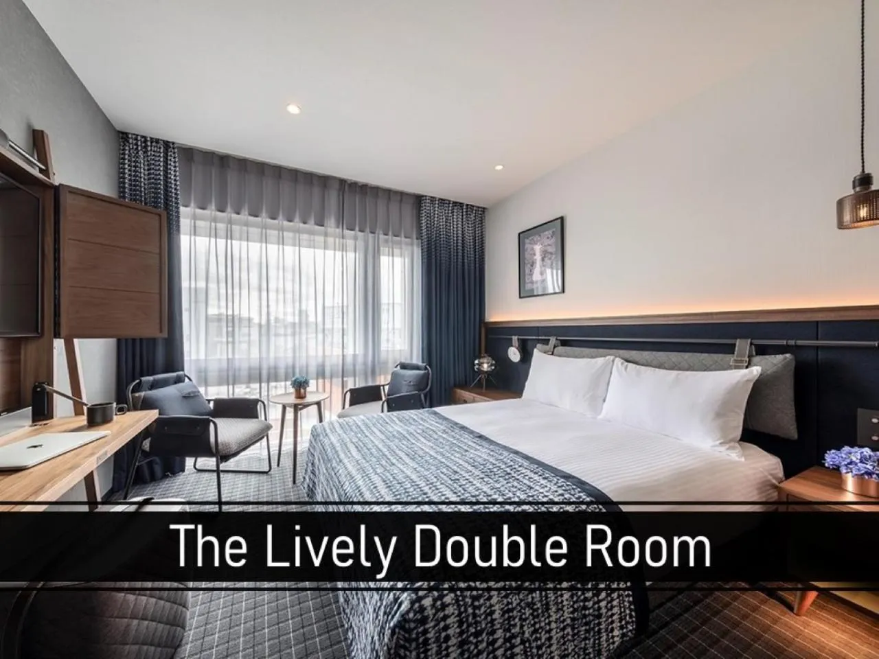 Photo of the whole room, Bed in The LIVELY TOKYO AZABUJUBAN