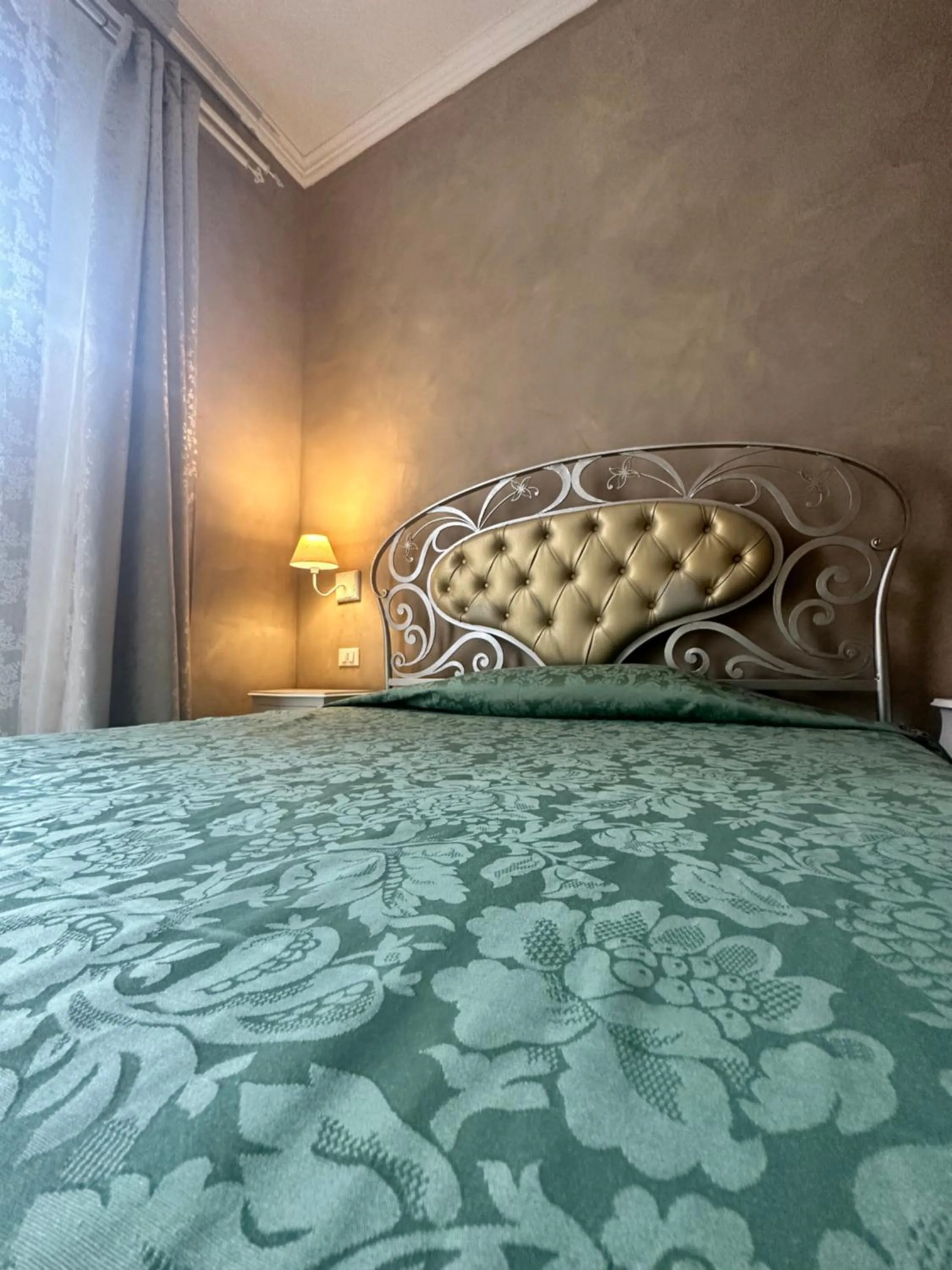 Bedroom, Bed in Boutique Hotel Calais Milano