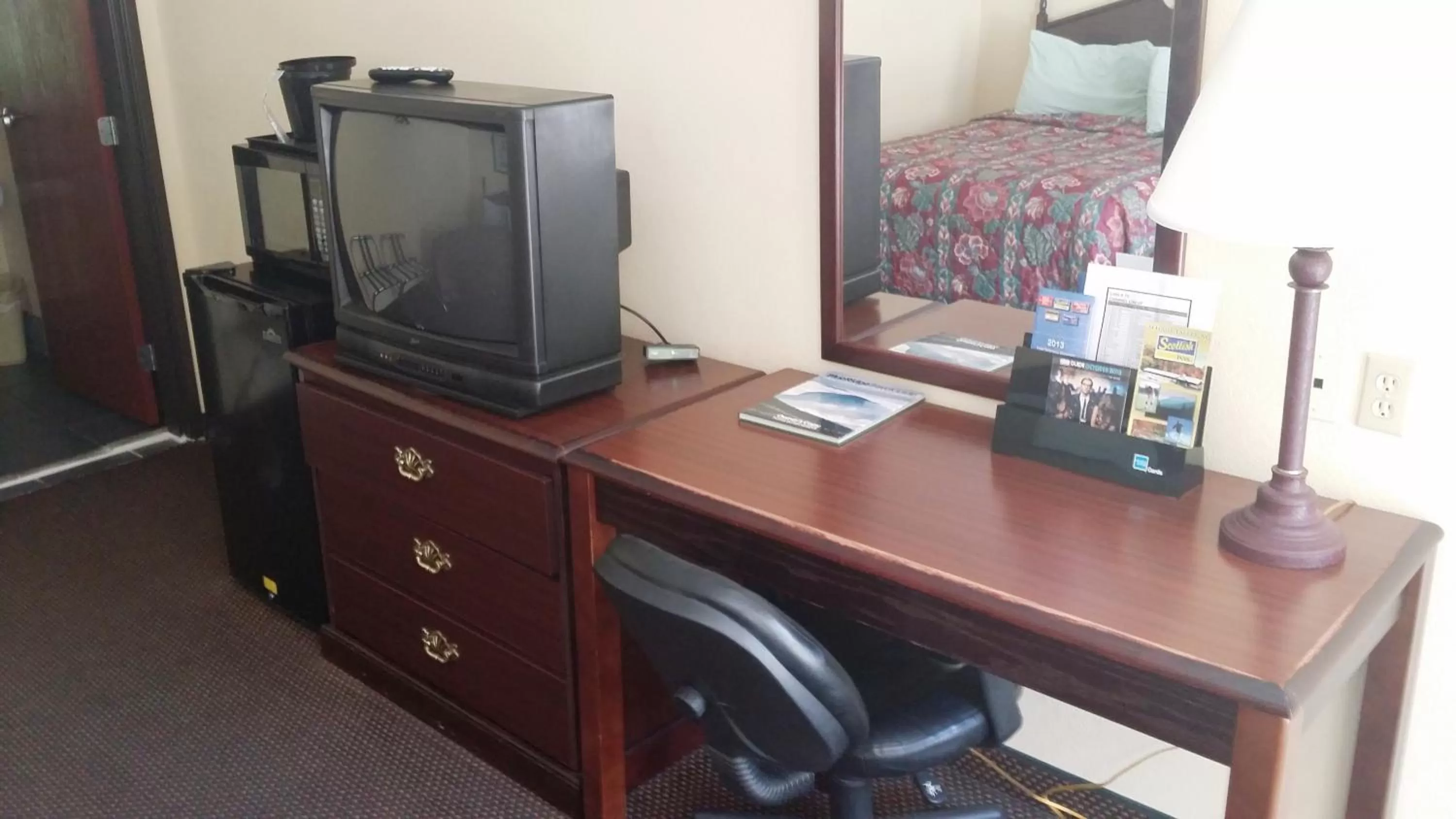 Decorative detail in Scottish Inn Maggie Valley